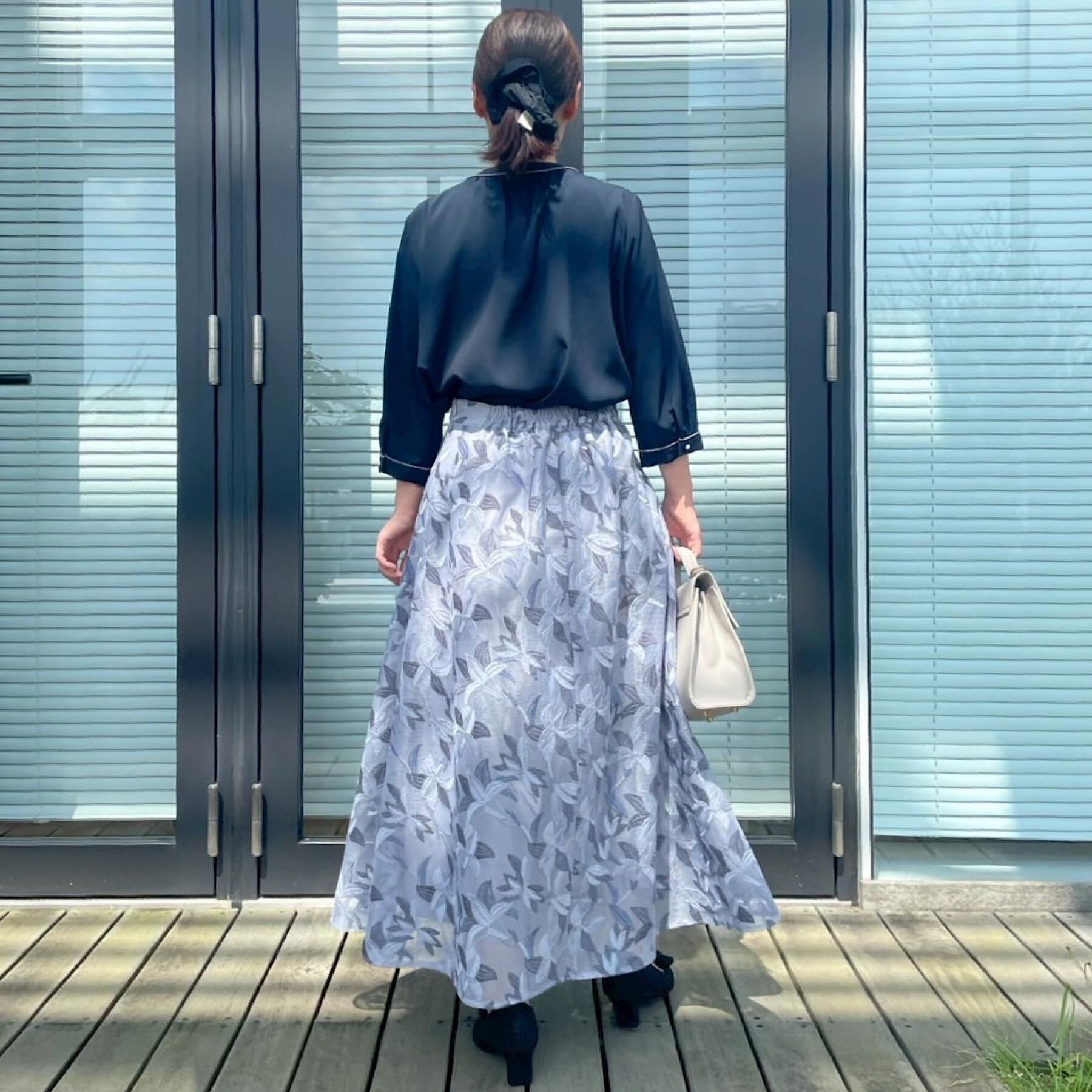 Couture broach「【花柄・きれいめ・通勤】リンドウエンブロメッシュスカート」|スカート|