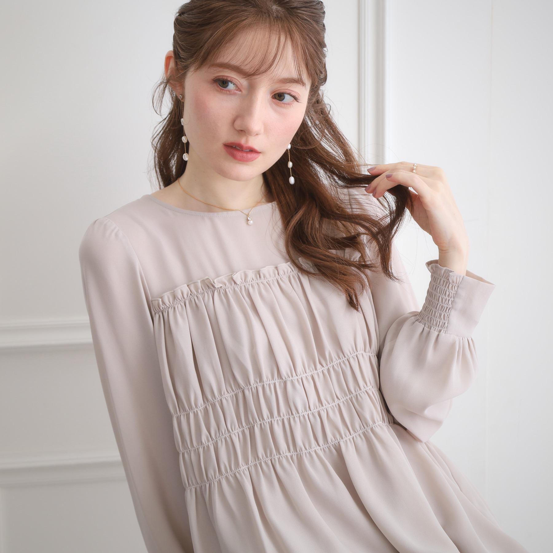 Couture broach「【マシンウォッシャブル・きれいめ・通勤】シャーリングチュニックブラウス」|シャツ・ブラウス|グレージュ(050)