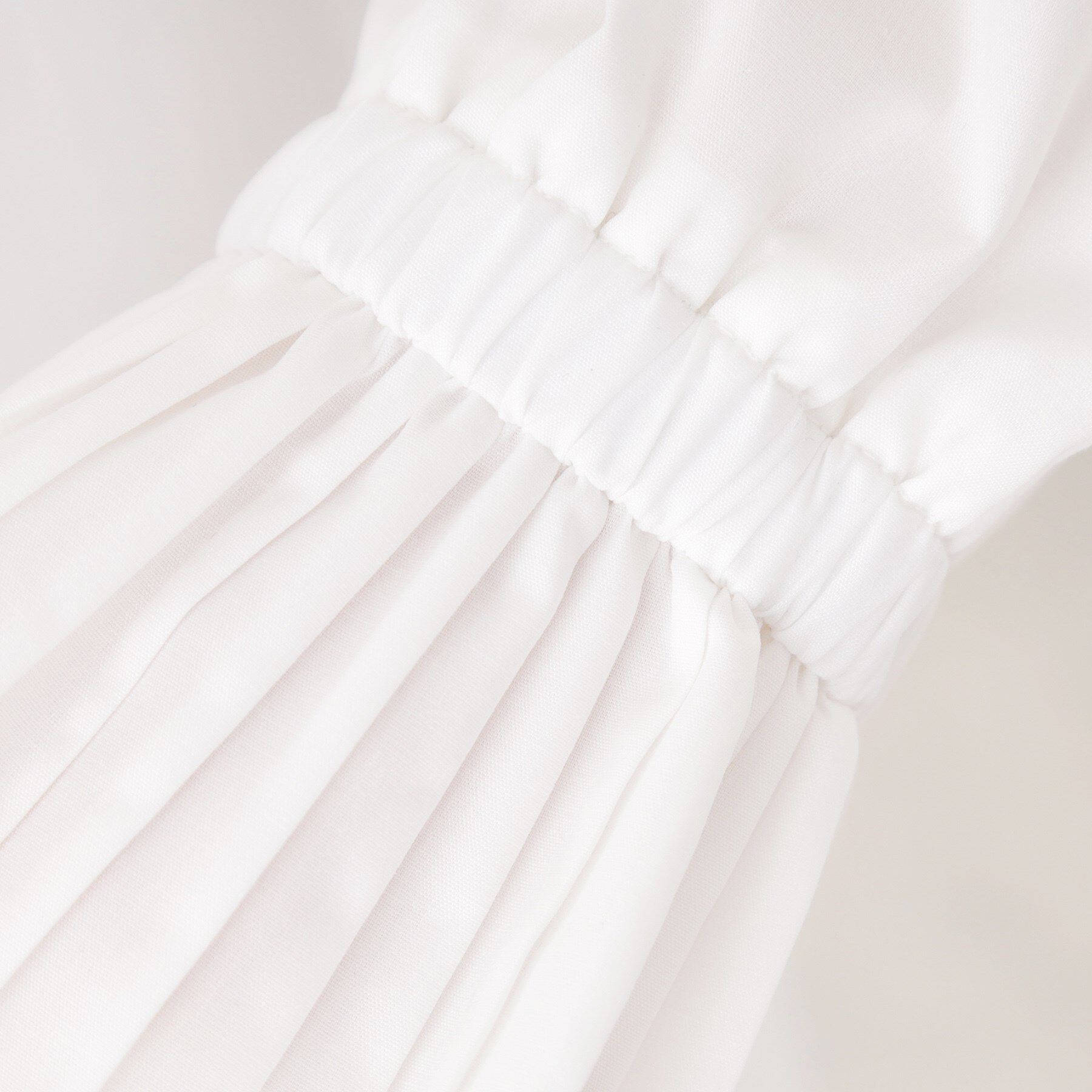 THE SHOP TK「袖プリーツ&バックシャーリングシャツ【体型カバー/洗える】」|シャツ・ブラウス|