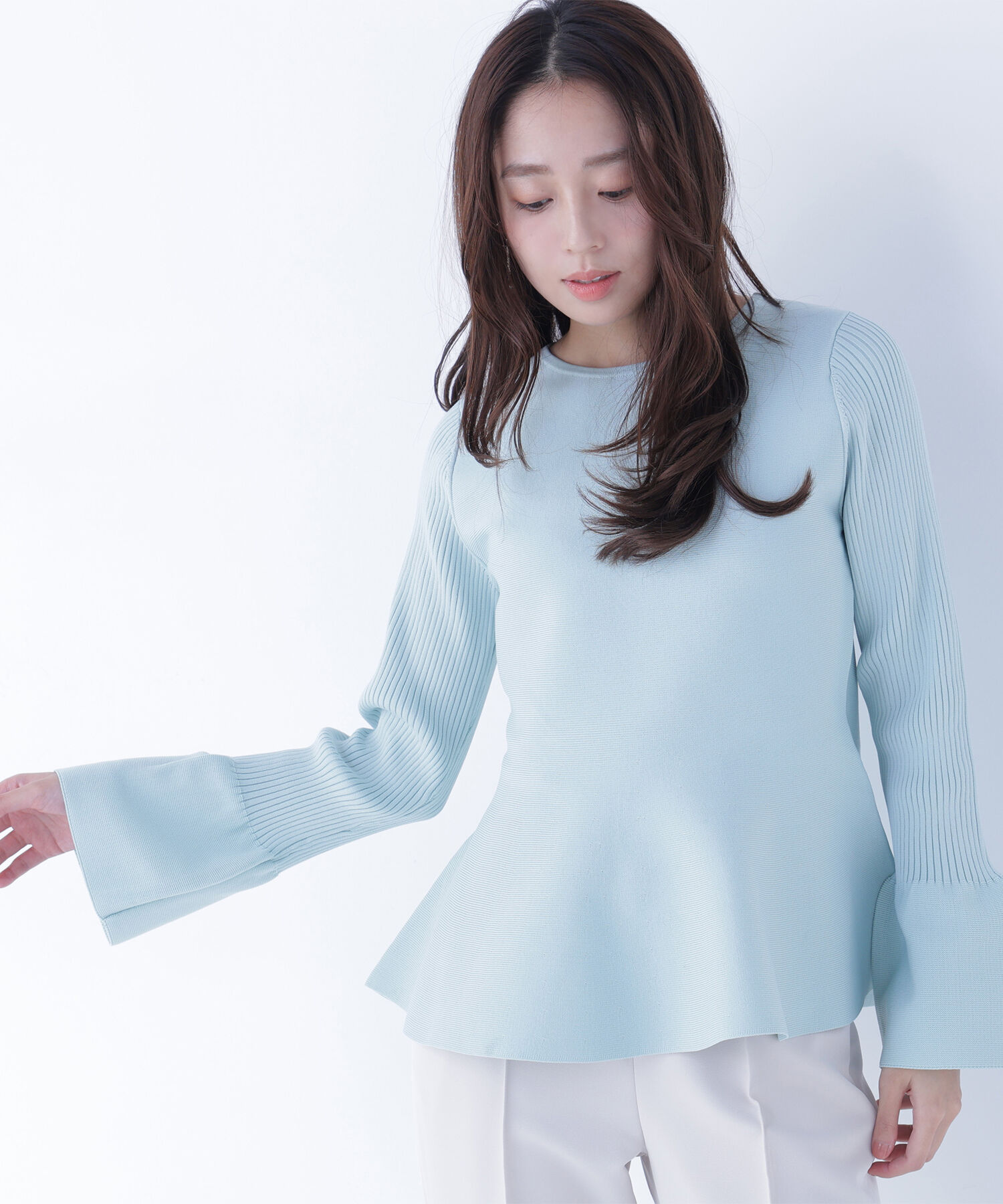  「ベルスリーブペプラムニット」|ニット・セーター|