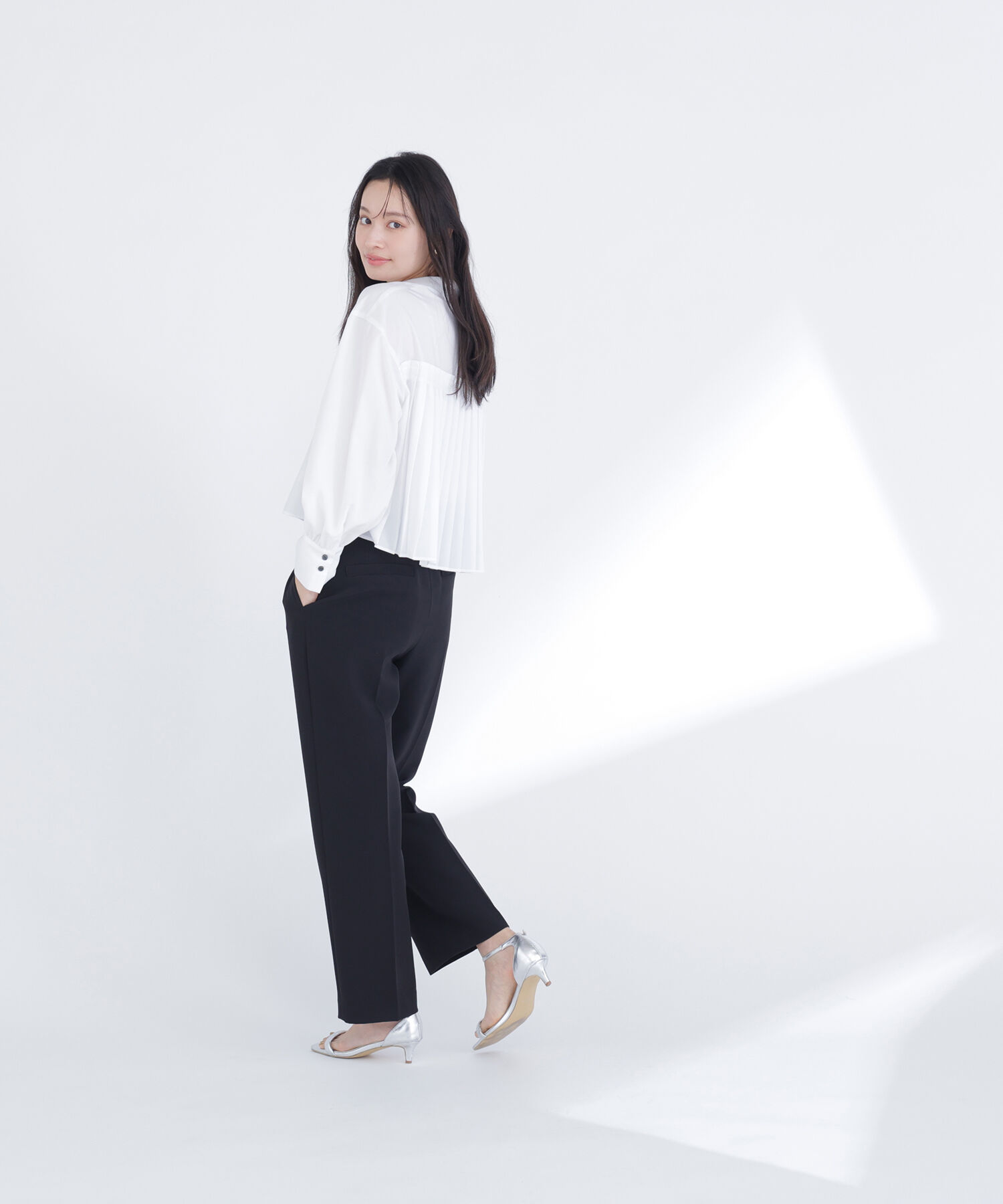  「バックプリーツデザインシャツ」|シャツ・ブラウス|