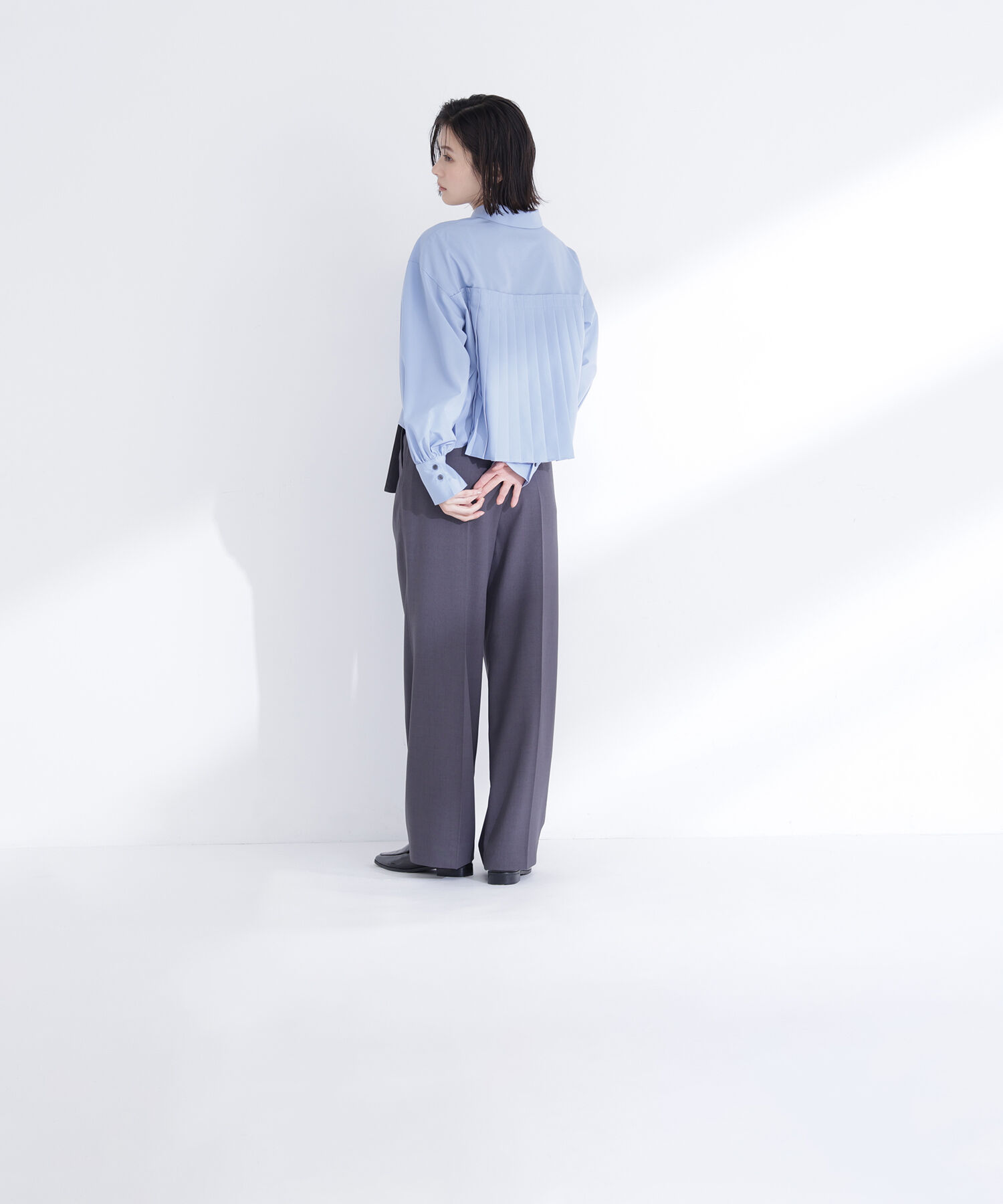  「バックプリーツデザインシャツ」|シャツ・ブラウス|