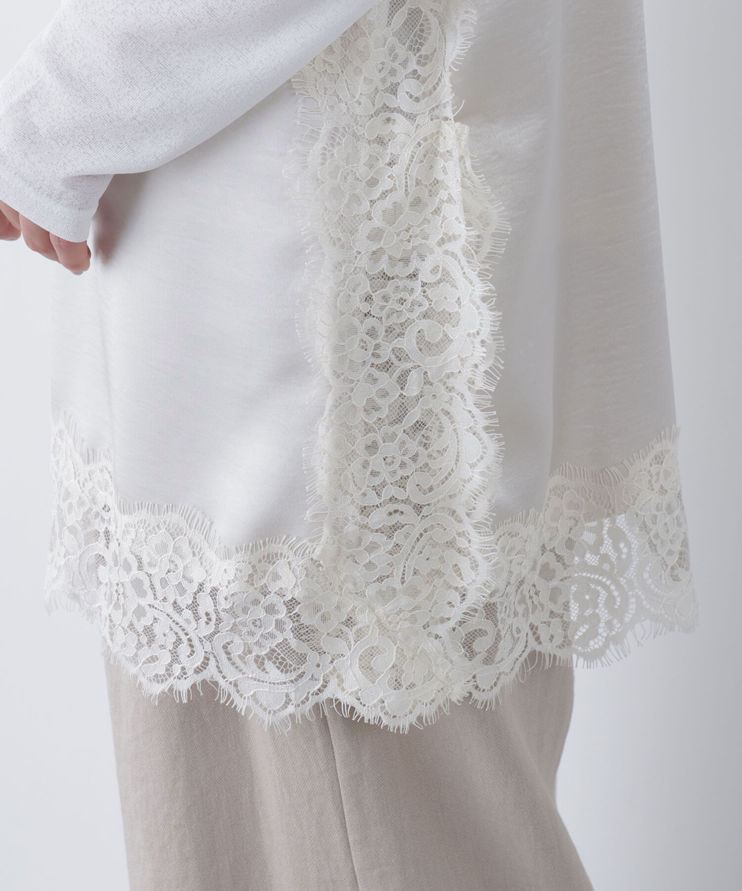  「〈N.〉サテンレースキャミソール」|シャツ・ブラウス|