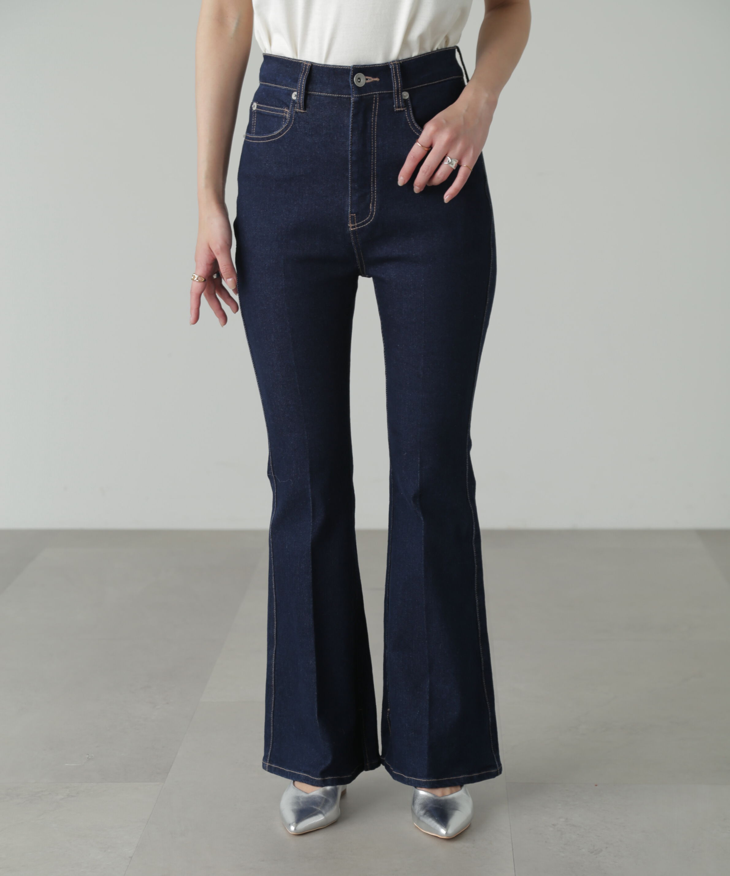  「[低身長サイズ/Sシリーズ]内スリットベルボトムデニムパンツ」|その他|ワンウォッシ 1