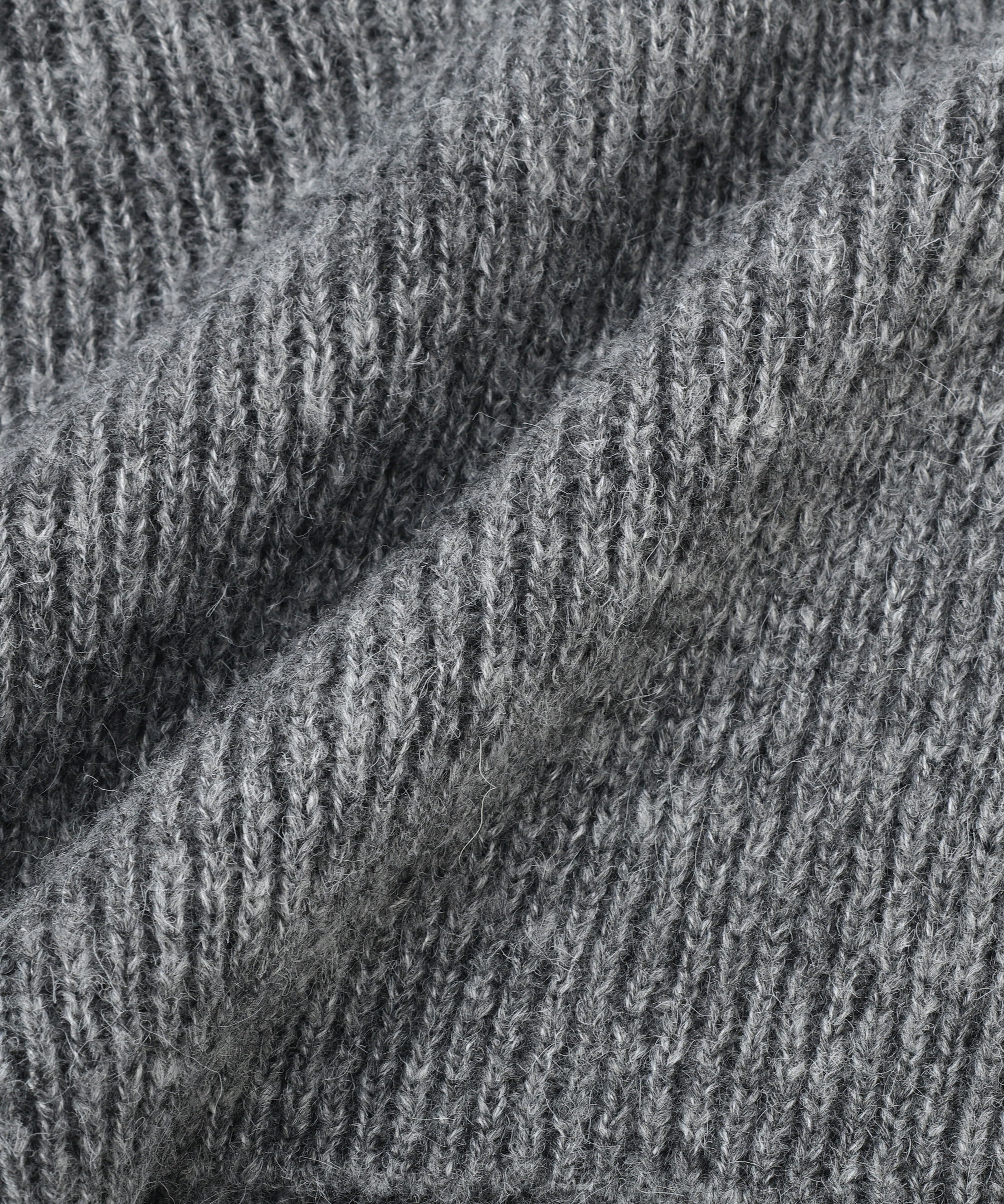  「◆スリットハイネックショートベスト」|ニット・セーター|