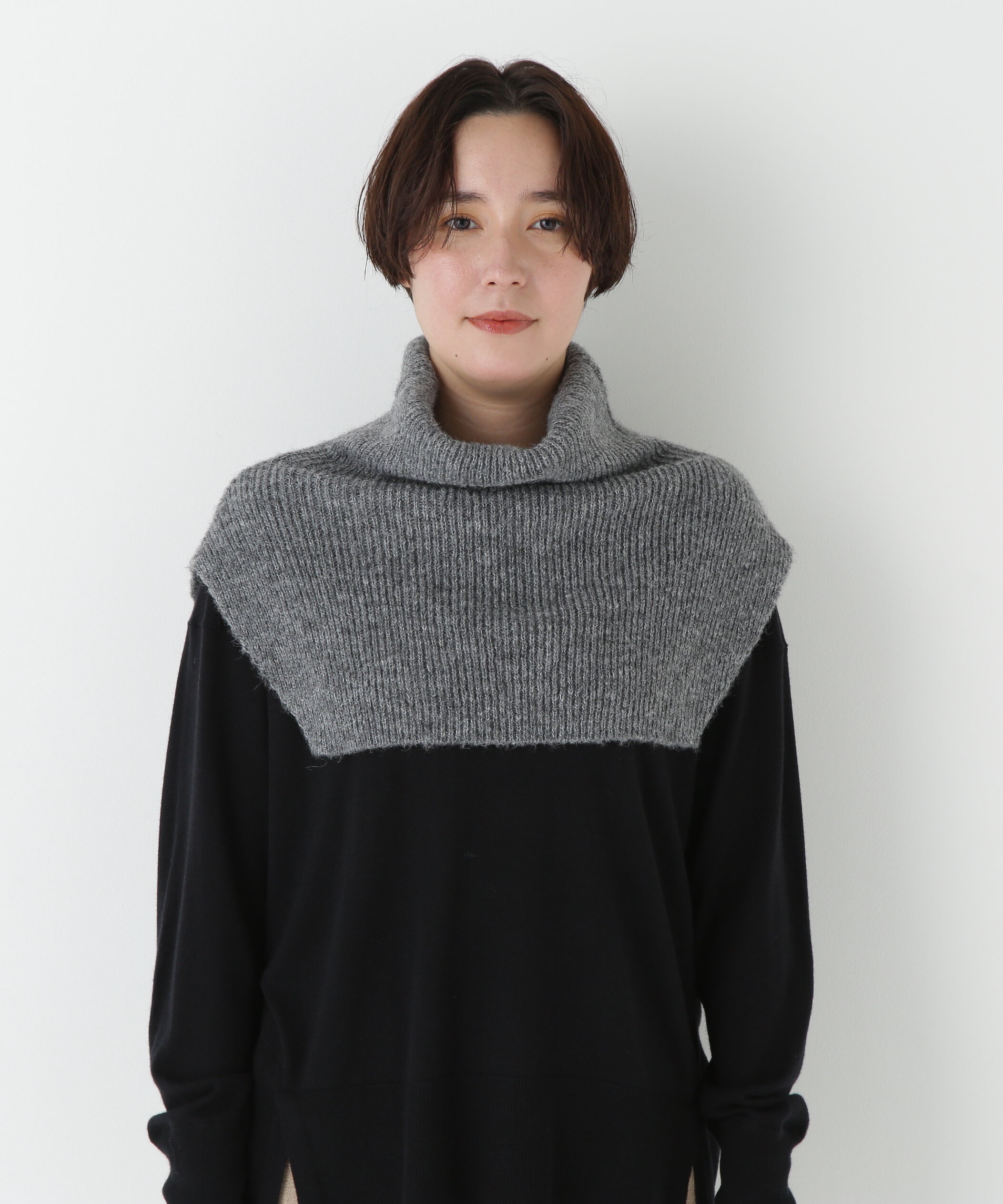  「◆スリットハイネックショートベスト」|ニット・セーター|