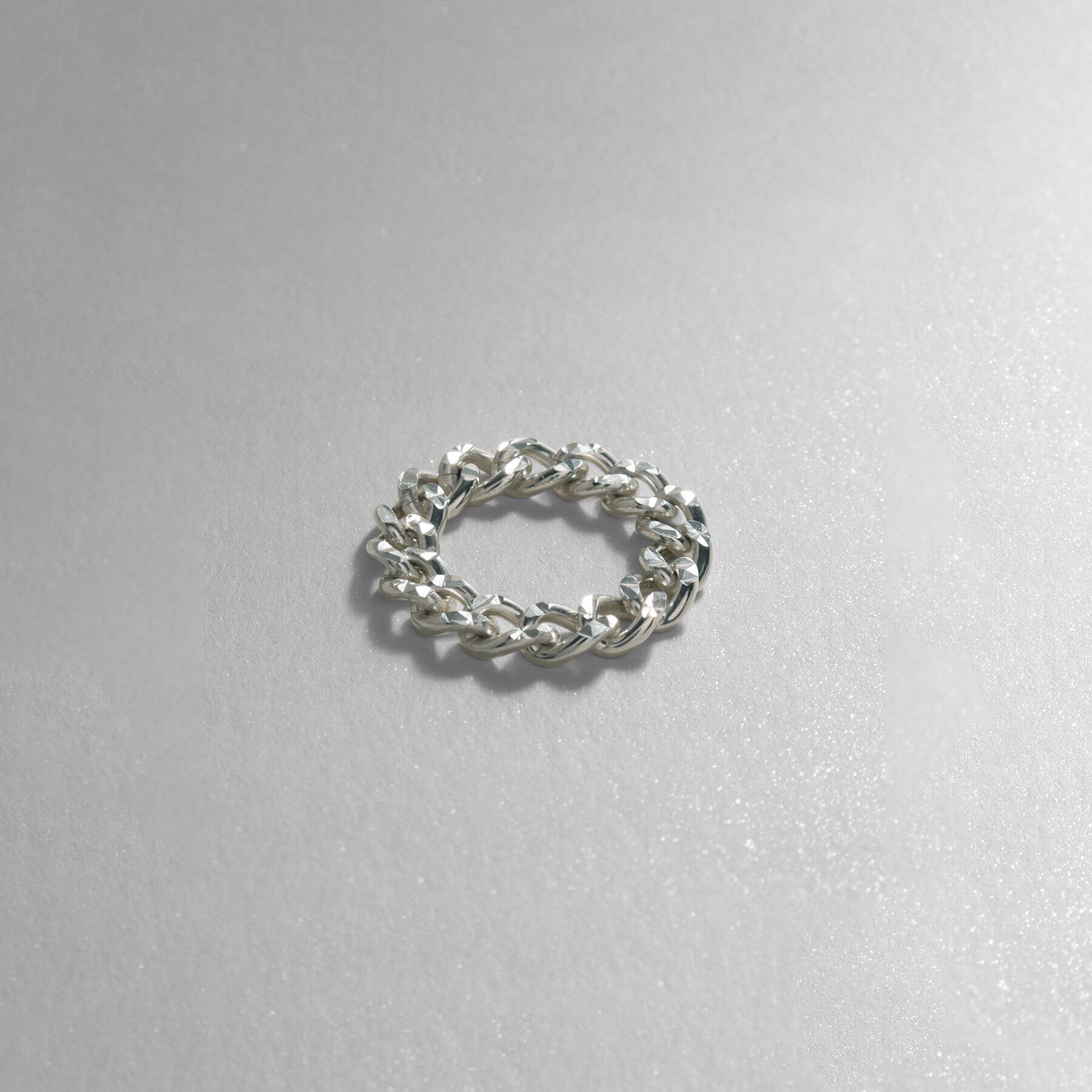 COCOSHNIK ONKITSCH「シルバー チェーンリング スパークルカットS」|リング|シルバー(600)