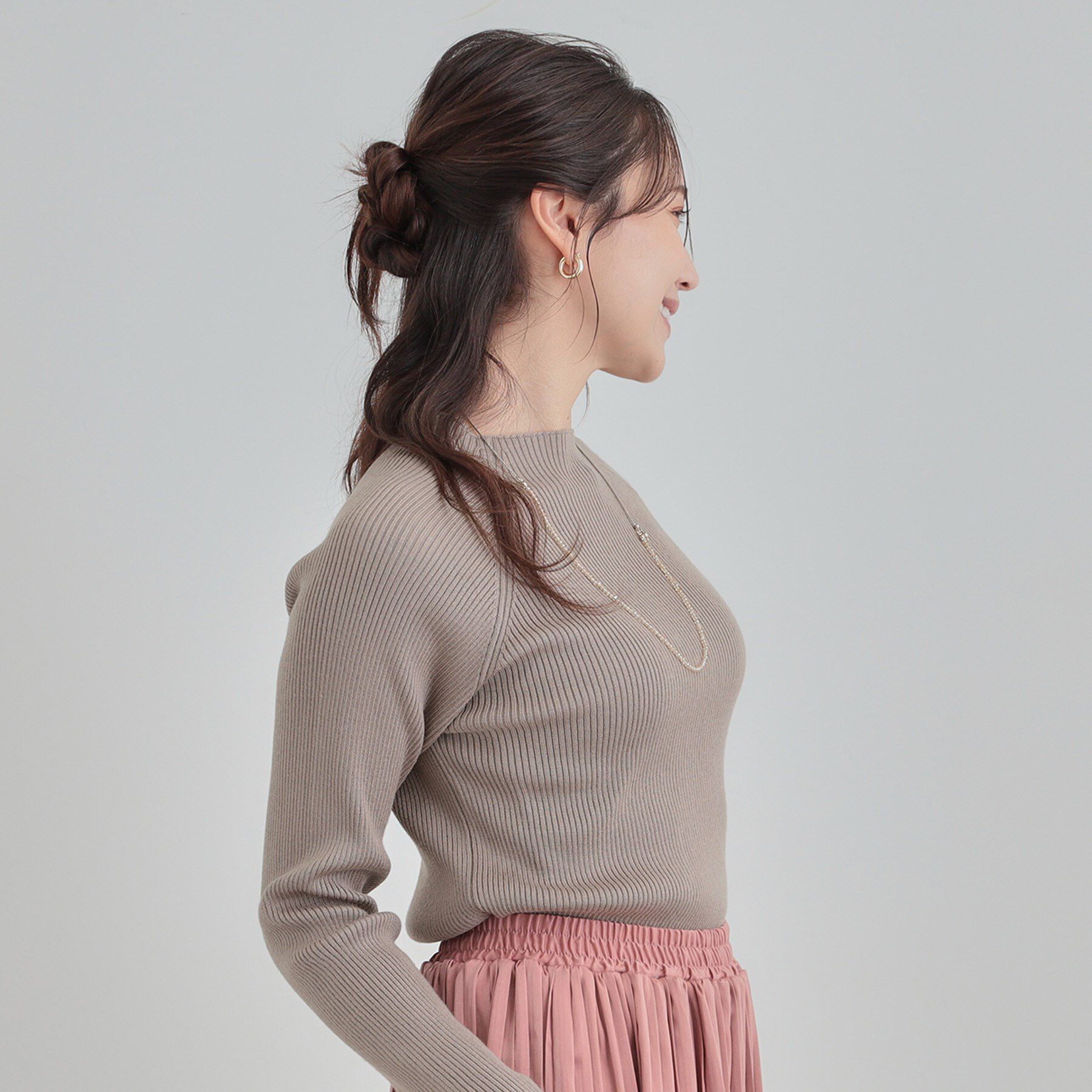 SHOO･LA･RUE「【絶妙なゆるピタ/洗濯機可】ちくちくしにくい リブハイネックやわらかニット」|ニット・セーター|