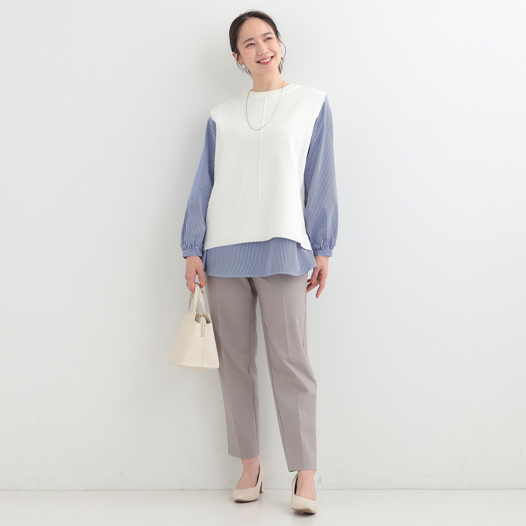 SHOO･LA･RUE「【洗濯機可/2点セット/S-LL】着回し自在 きれい見え ニットベスト＋ブラウス」|ニット・セーター|