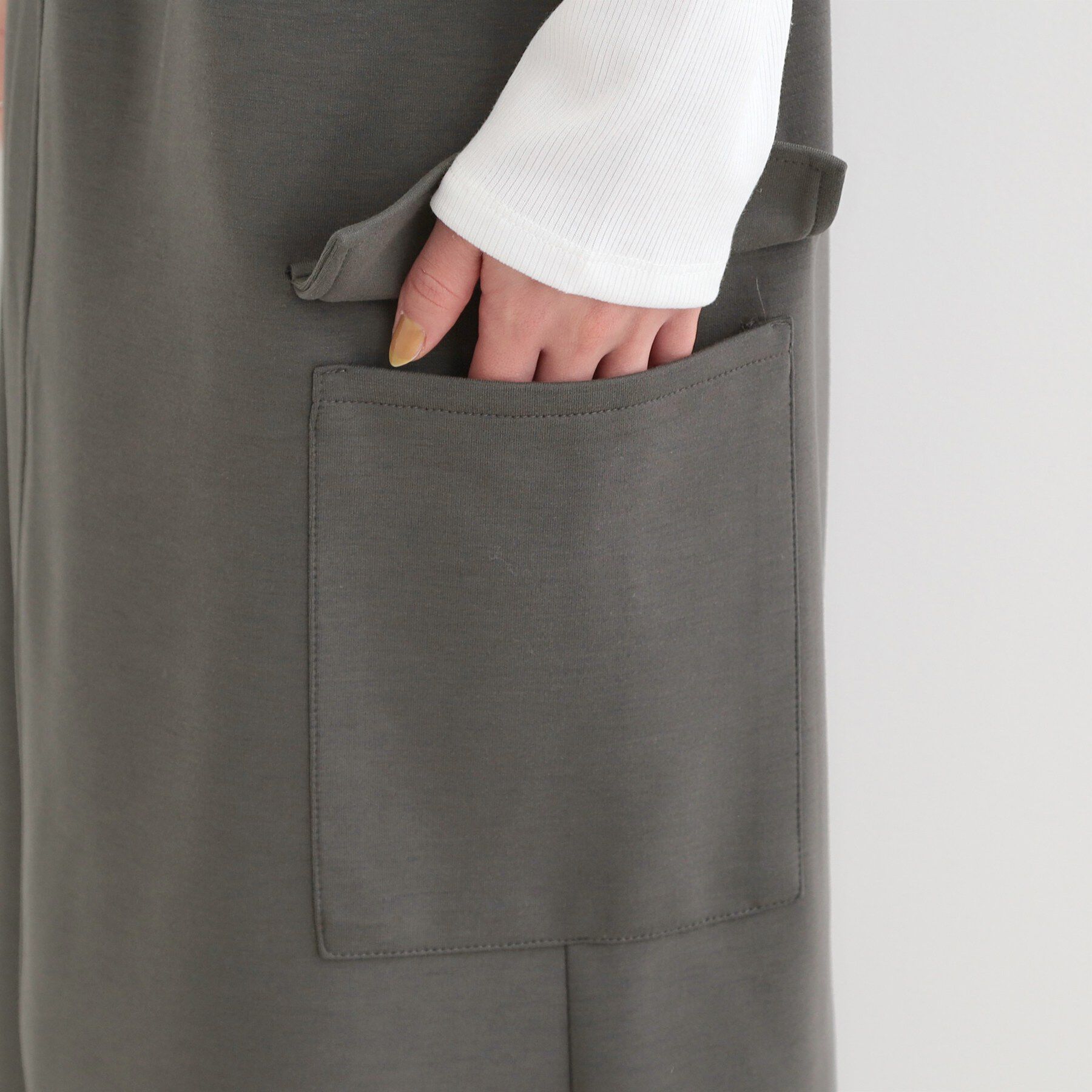 SHOO･LA･RUE「【洗濯機可/S-LL】サイドポケットでこなれ感のある ダンボールカーゴスカート」|スカート|