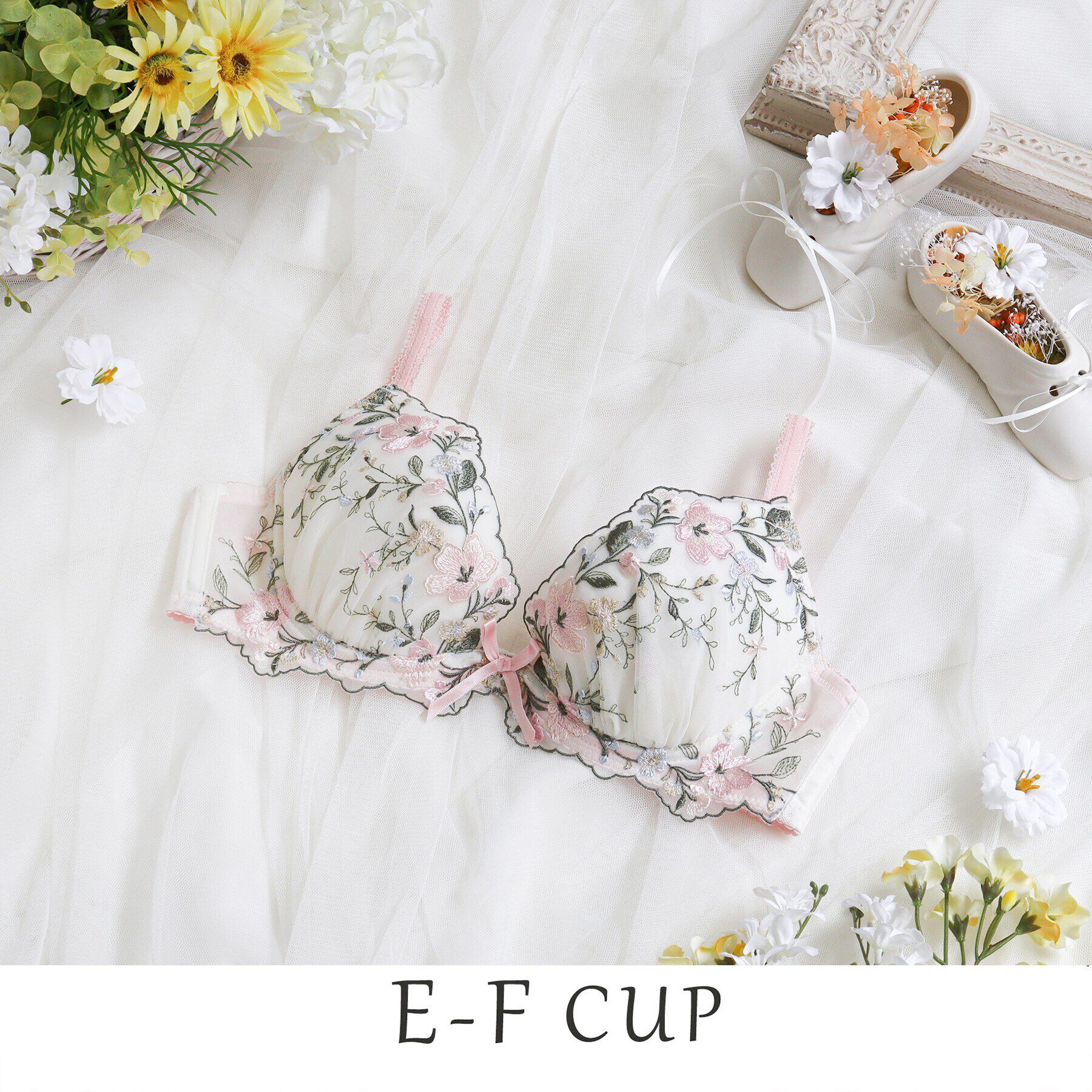 Risa Magli「シェンナ ブラジャー（E-F）＜リサマリ ミラクル谷間ブラ＞」|インナー|ピンク(071)