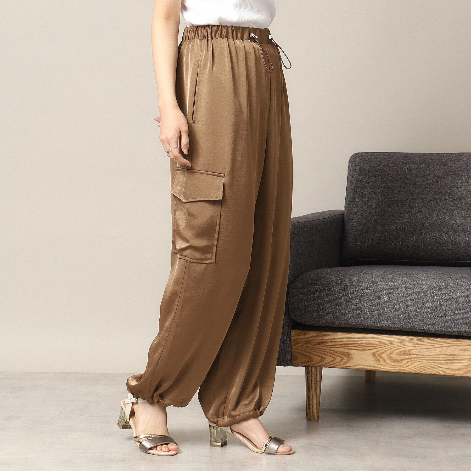 ITS&rsquo;DEMO「【ウエストゴム／手洗い可】サテンパンツ」|その他|キャメルブラウン(0