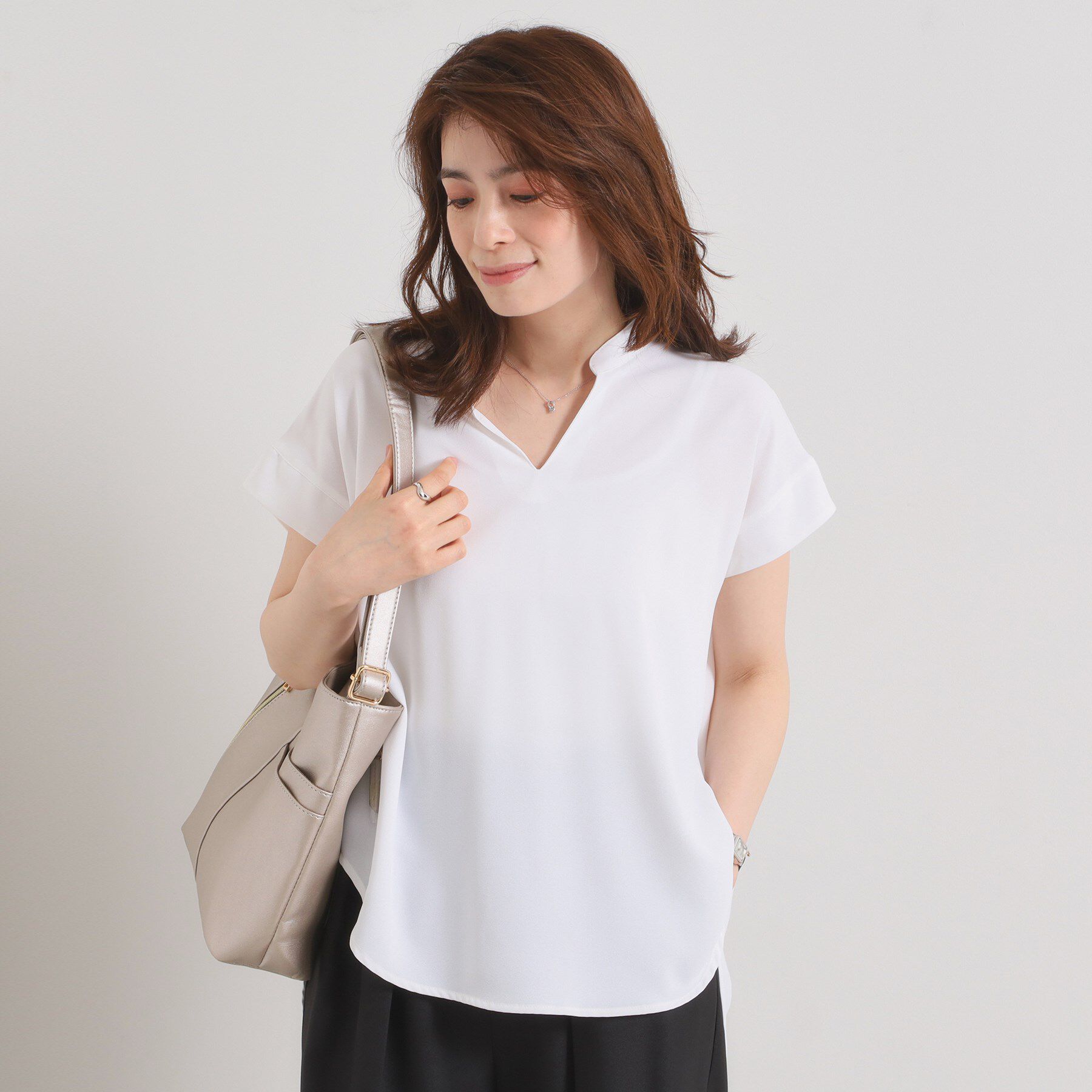 ITS&rsquo;DEMO「【接触冷感／手洗い可】バックギャザーブラウス」|シャツ・ブラウス|オフホワイト(003