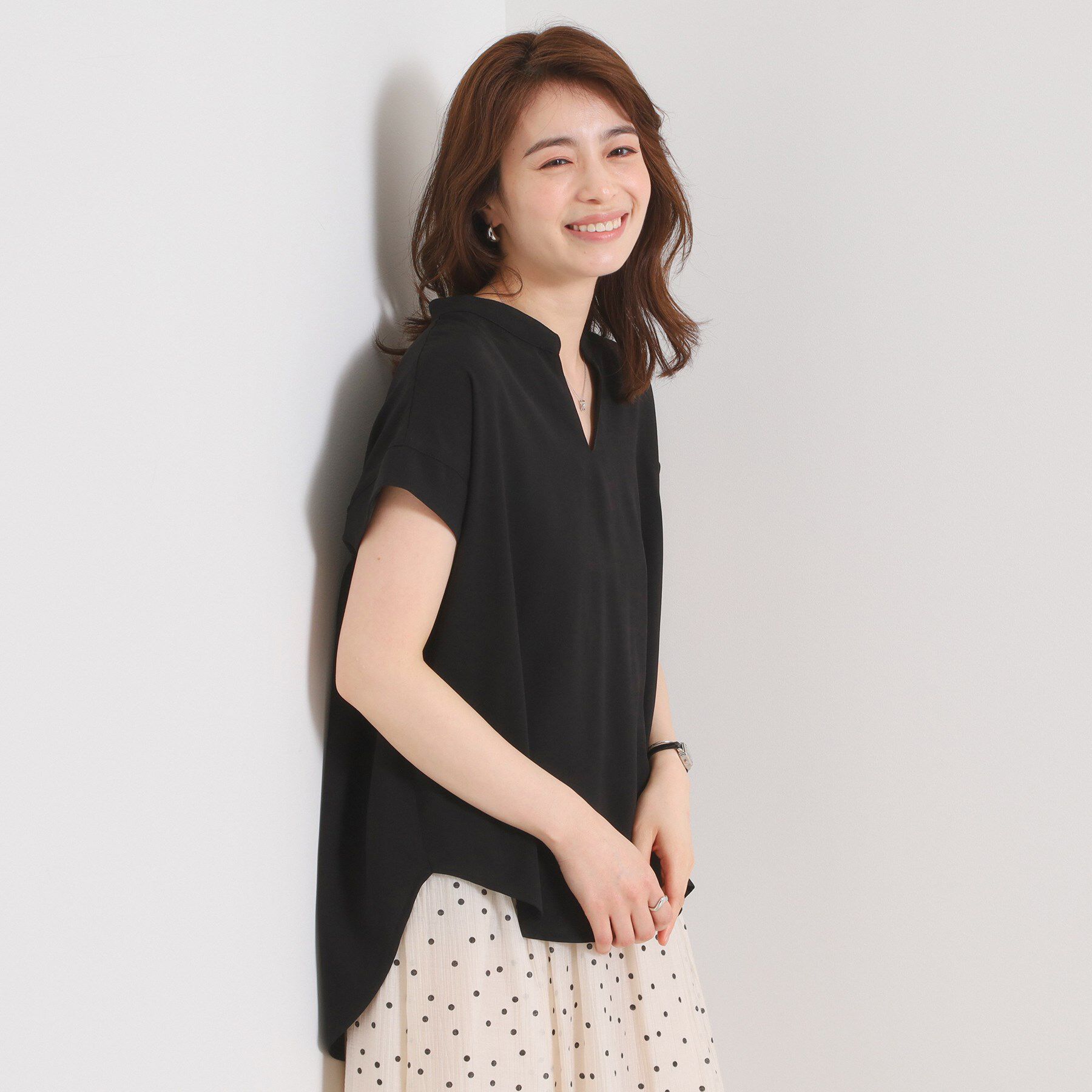 ITS&rsquo;DEMO「【接触冷感／手洗い可】バックギャザーブラウス」|シャツ・ブラウス|ブラック(019)