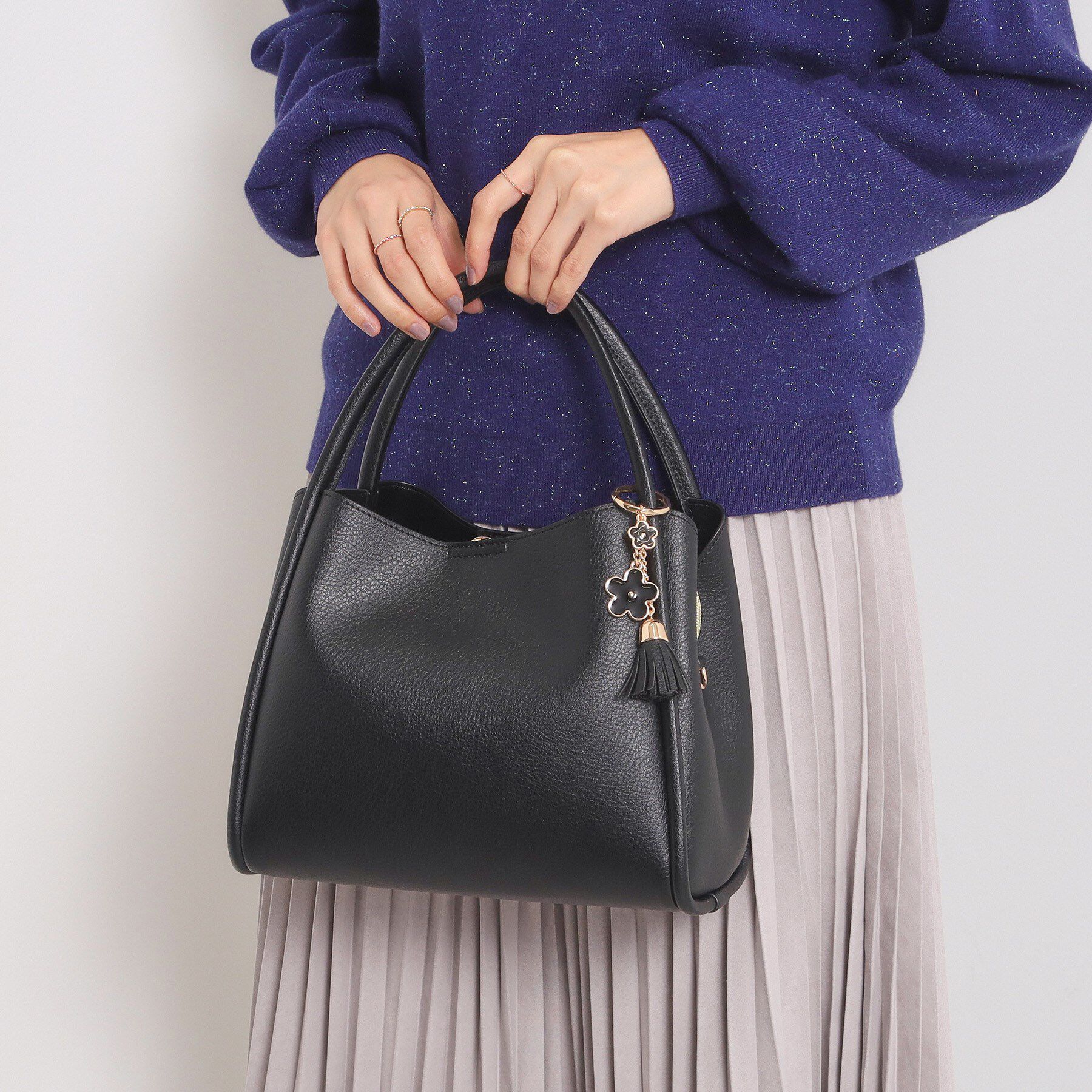 ITS&rsquo;DEMO「【2WAY】チャーム付きミニトート」|ハンドバッグ|ブラック(019)