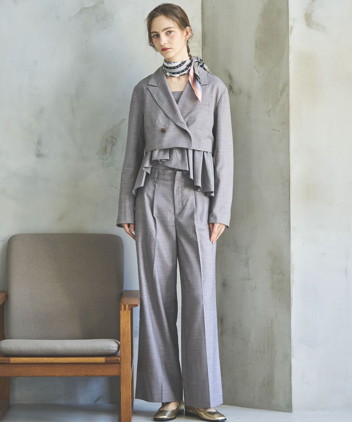 アンドクチュール「シャンブレーバックリボンショートジャケット」|テーラードジャケット|