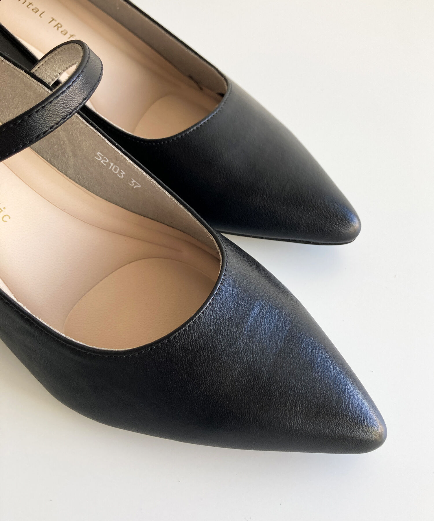 WA Oriental TRaffic「ポインテッドトゥストラップパンプス/52103」|パンプス|