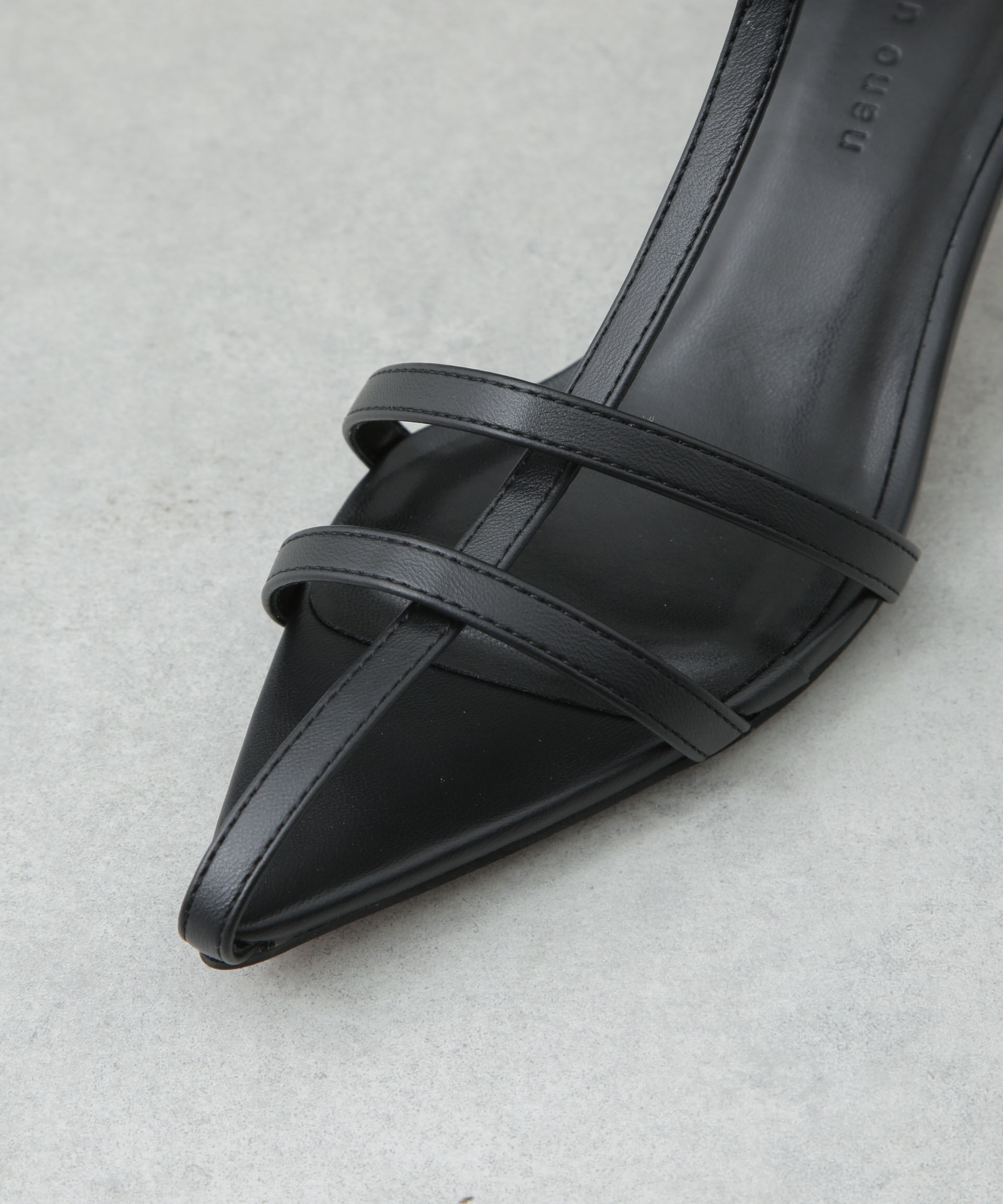 nano･universe「クロスストラップサンダル」|ビジネス・ドレスシューズ|