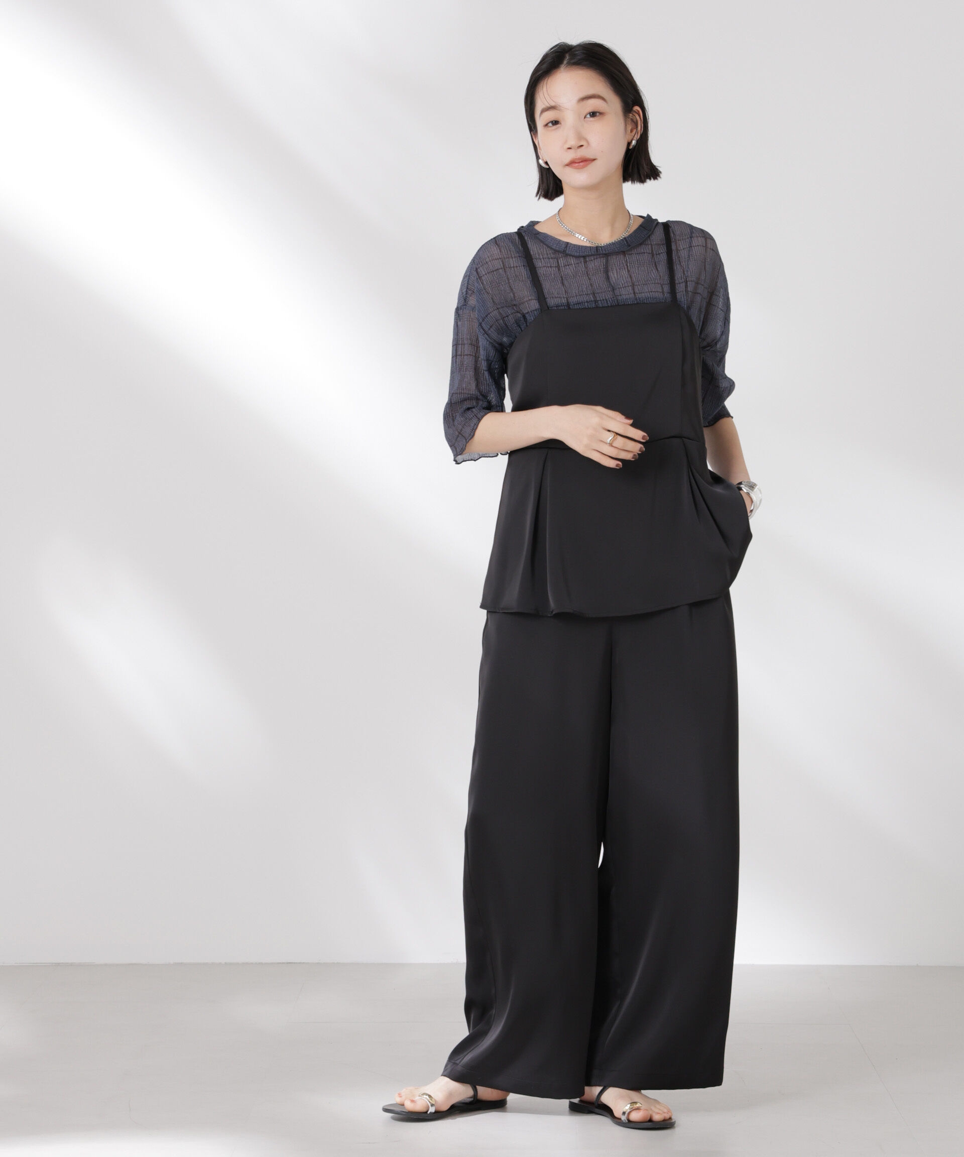 nano･universe「ペムラムディティールサテンキャミソールオールインワン」|ワンピース|ブラック