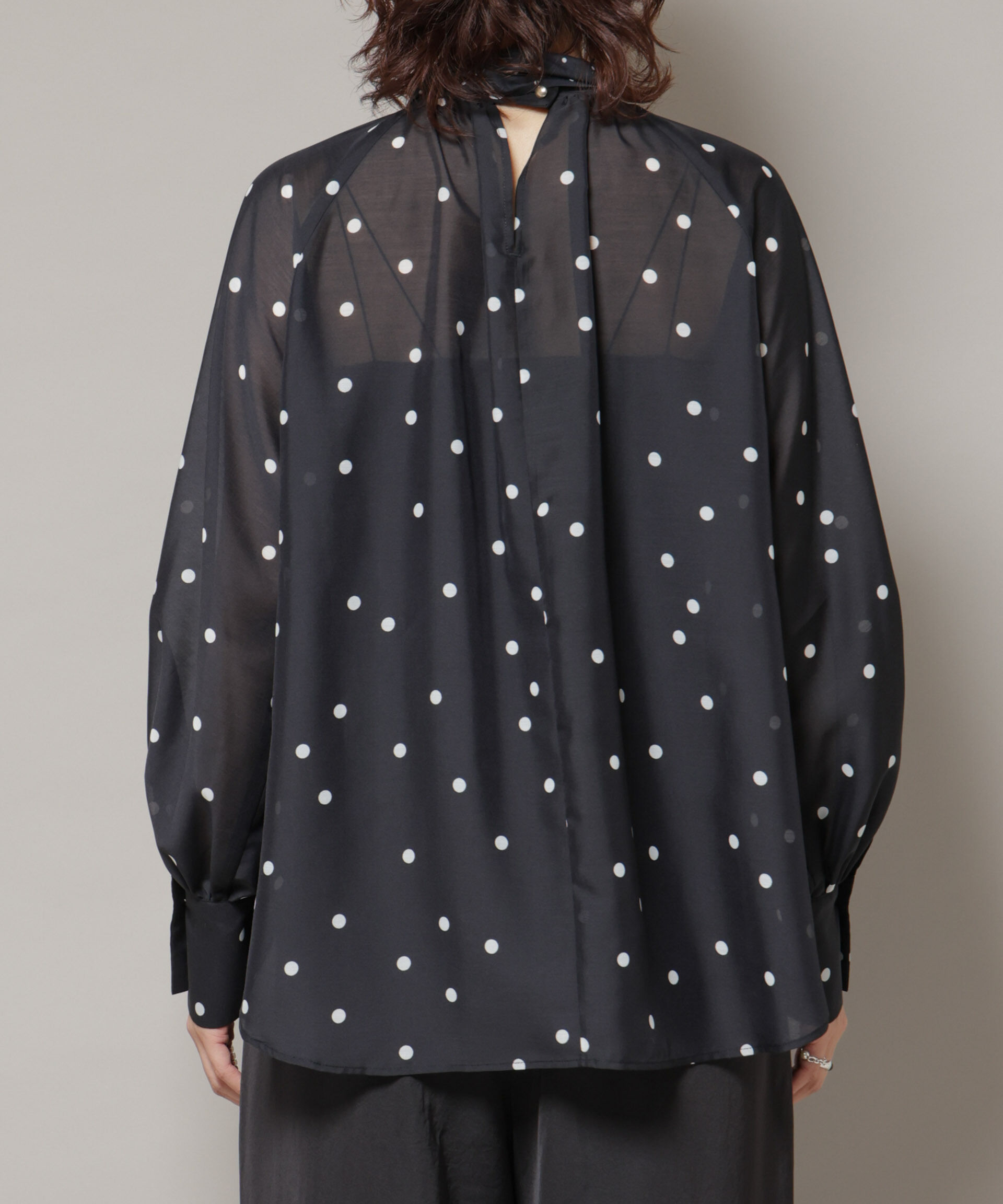 nano･universe「ランダムドットボータイ付きブラウス」|シャツ・ブラウス|