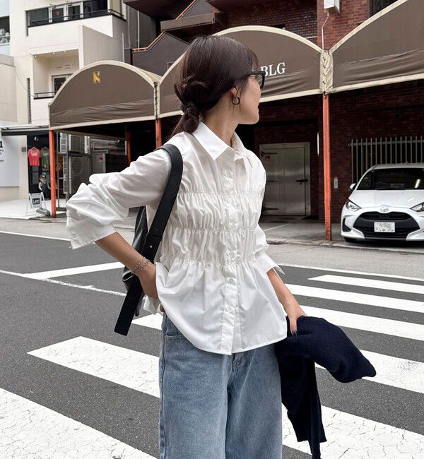 fredy emue「【@sora_522m企画】シャーリングシャツ」|シャツ・ブラウス|オフホワイト