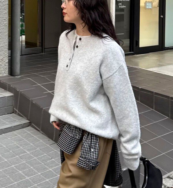 fredy emue「ヘンリーネックニットプルオーバー」|ニット・セーター|ライトグレー