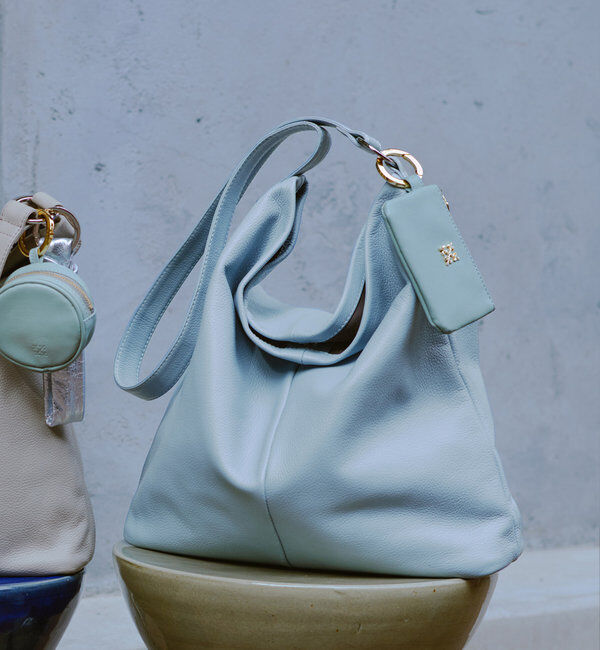  「カラビナ付き ソフトレザーマルチケース」|その他|