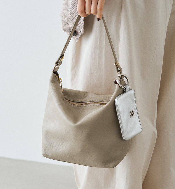  「カラビナ付き ソフトレザーマルチケース」|その他|