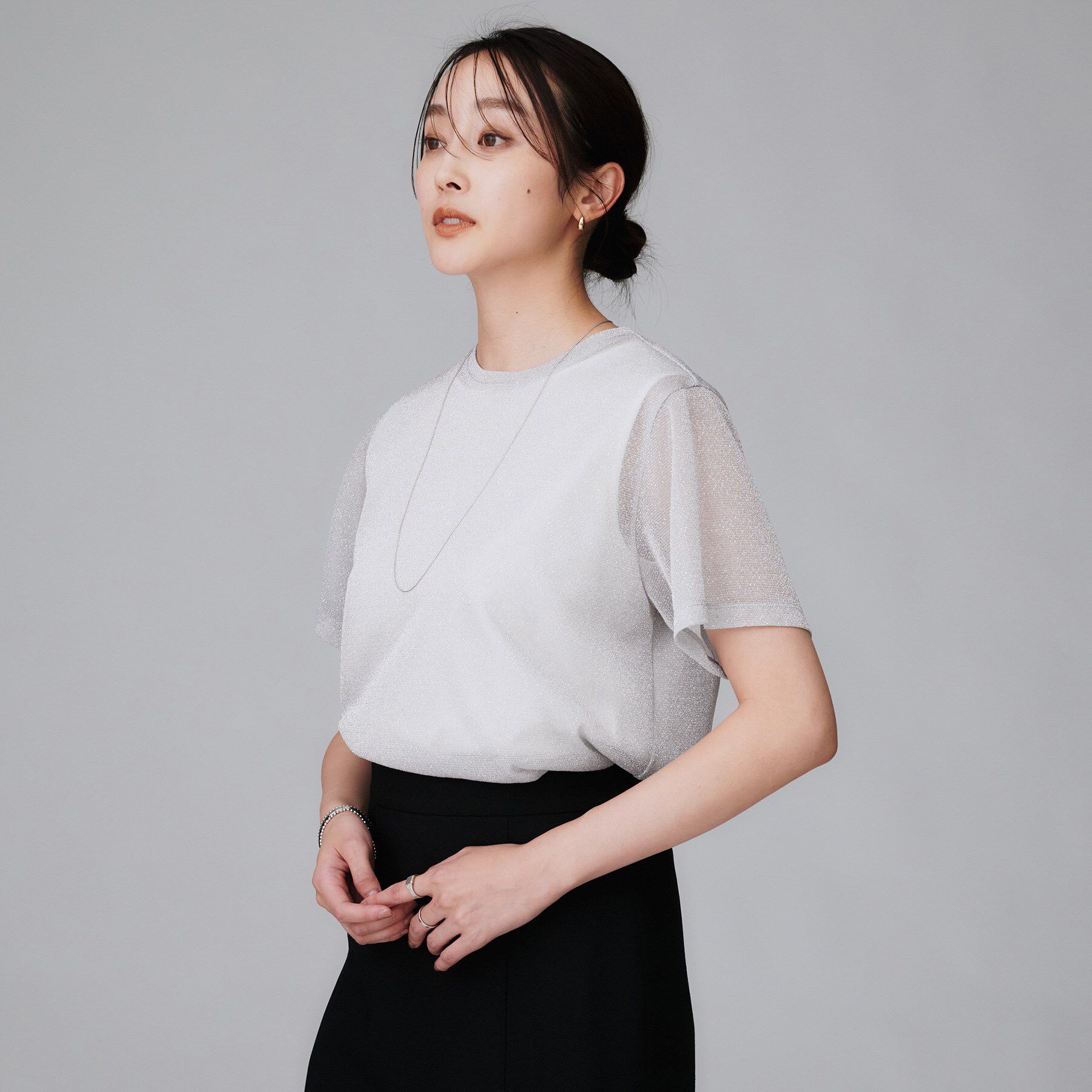 UNTITLED「【洗える】ラメシアーTシャツ」|Tシャツ・カットソー|