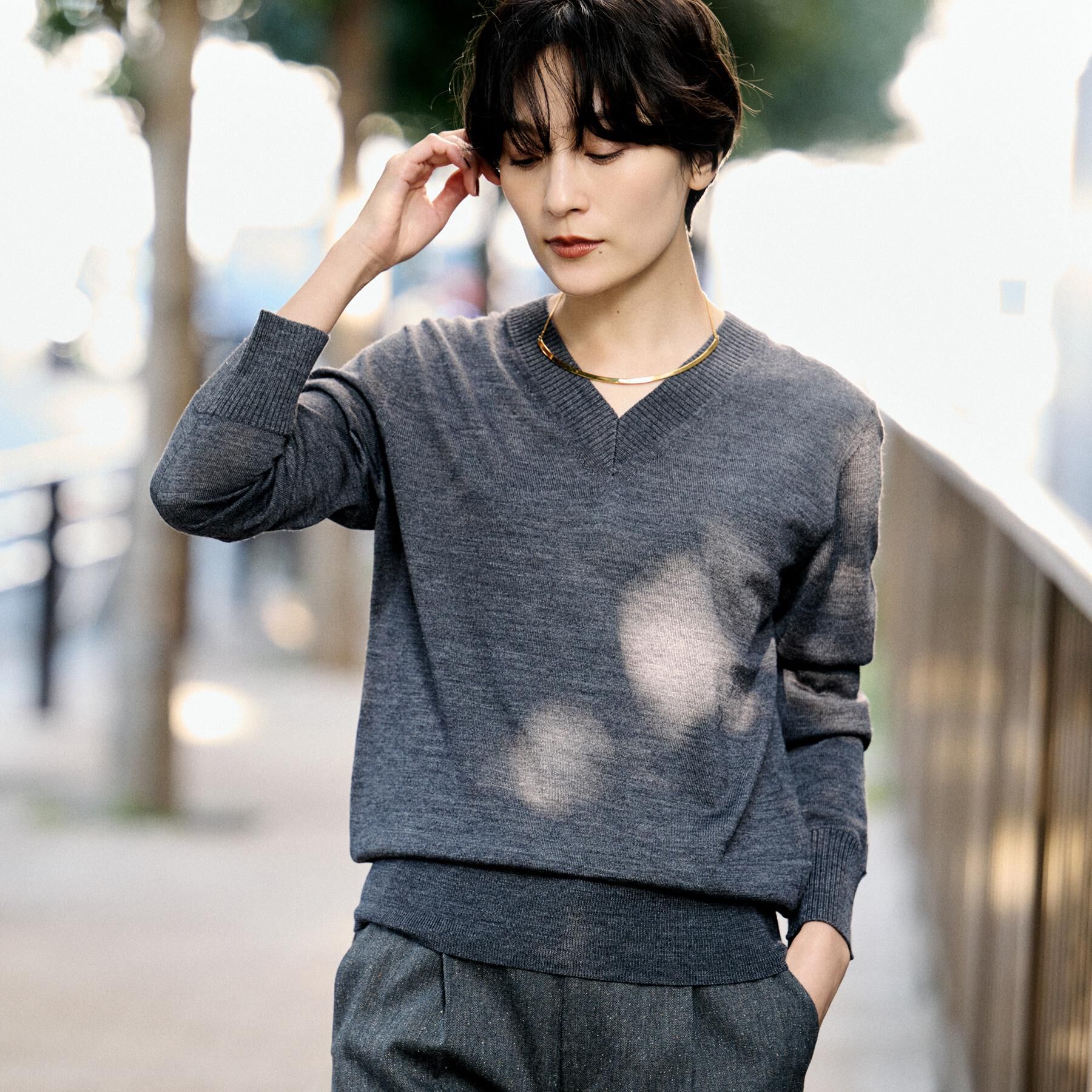 UNTITLED「【洗える/きれいめ】Vネックプルオーバーニット」|ニット・セーター|