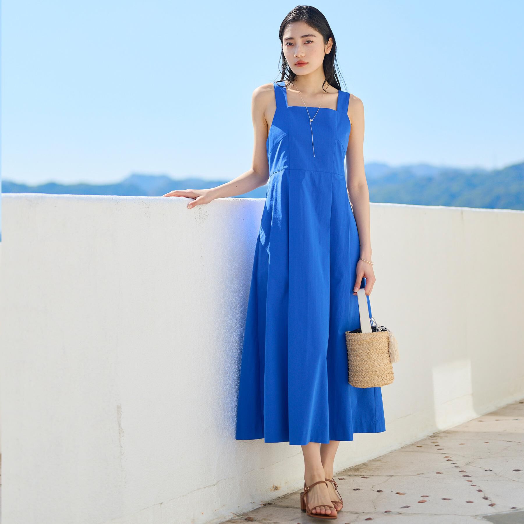 grove「【雑誌掲載】シルエットが映える洗練ジャンパードレス」|ワンピース|