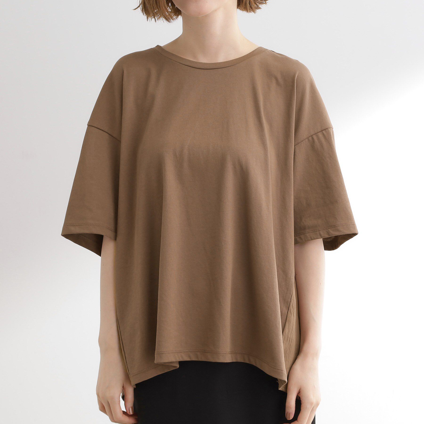 grove「後ろ姿で魅せる　バックドロストシャーリングTシャツ」|Tシャツ・カットソー|