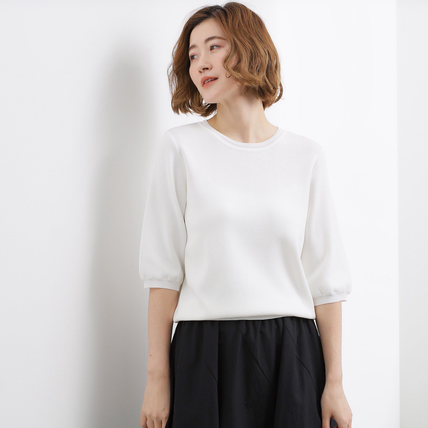 grove「【貴島明日香さん着用・シリーズ累計34万枚】やわらかドライタッチ 五分袖クルーネックニット」|ニット・セーター|オフ(003)
