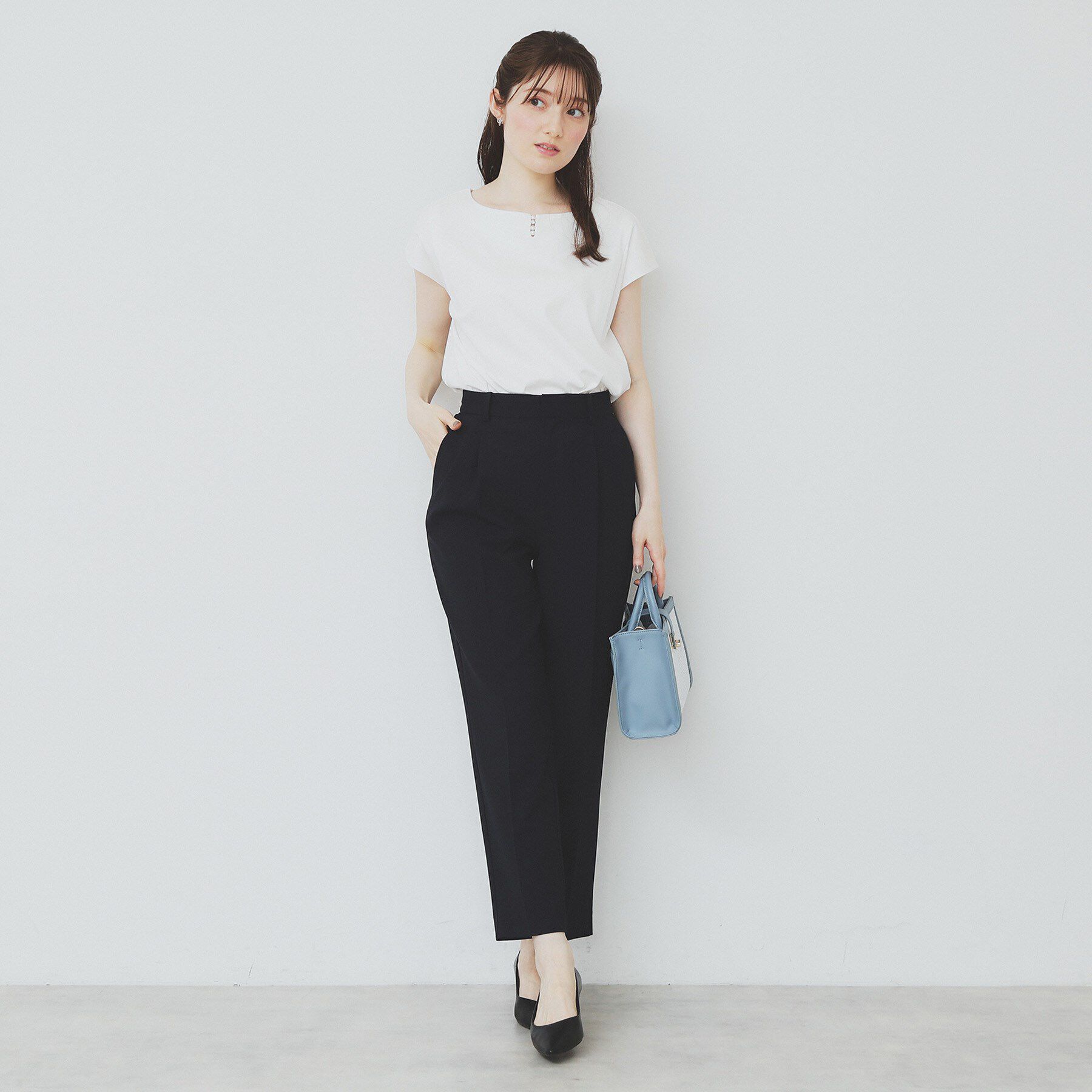 index「《6色展開/XS-3サイズ》キーネックビジュートップス【UV/接触冷感/洗濯機洗い可】」|Tシャツ・カットソー|