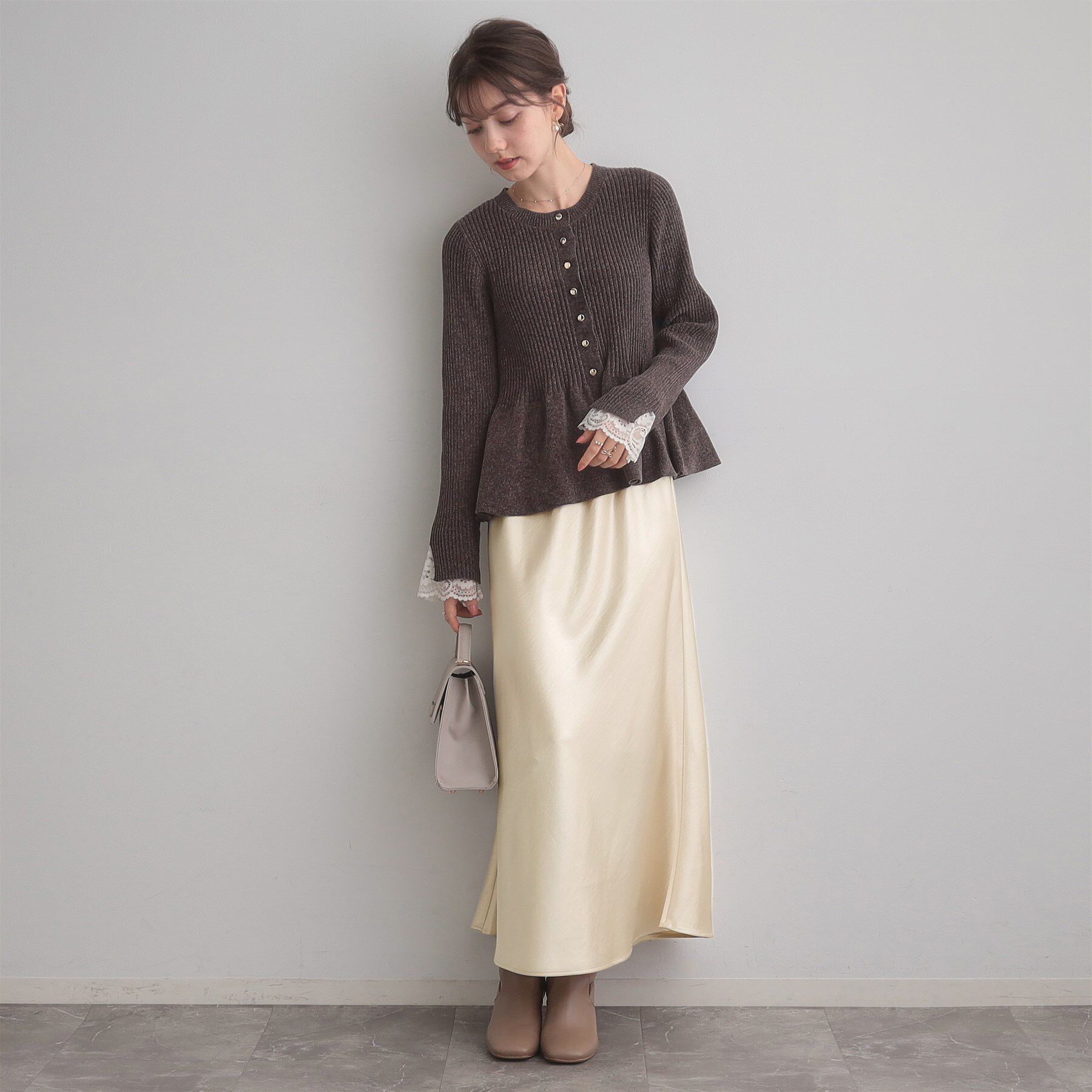 Couture broach「シルキーヘビーサテンスカート」|スカート|