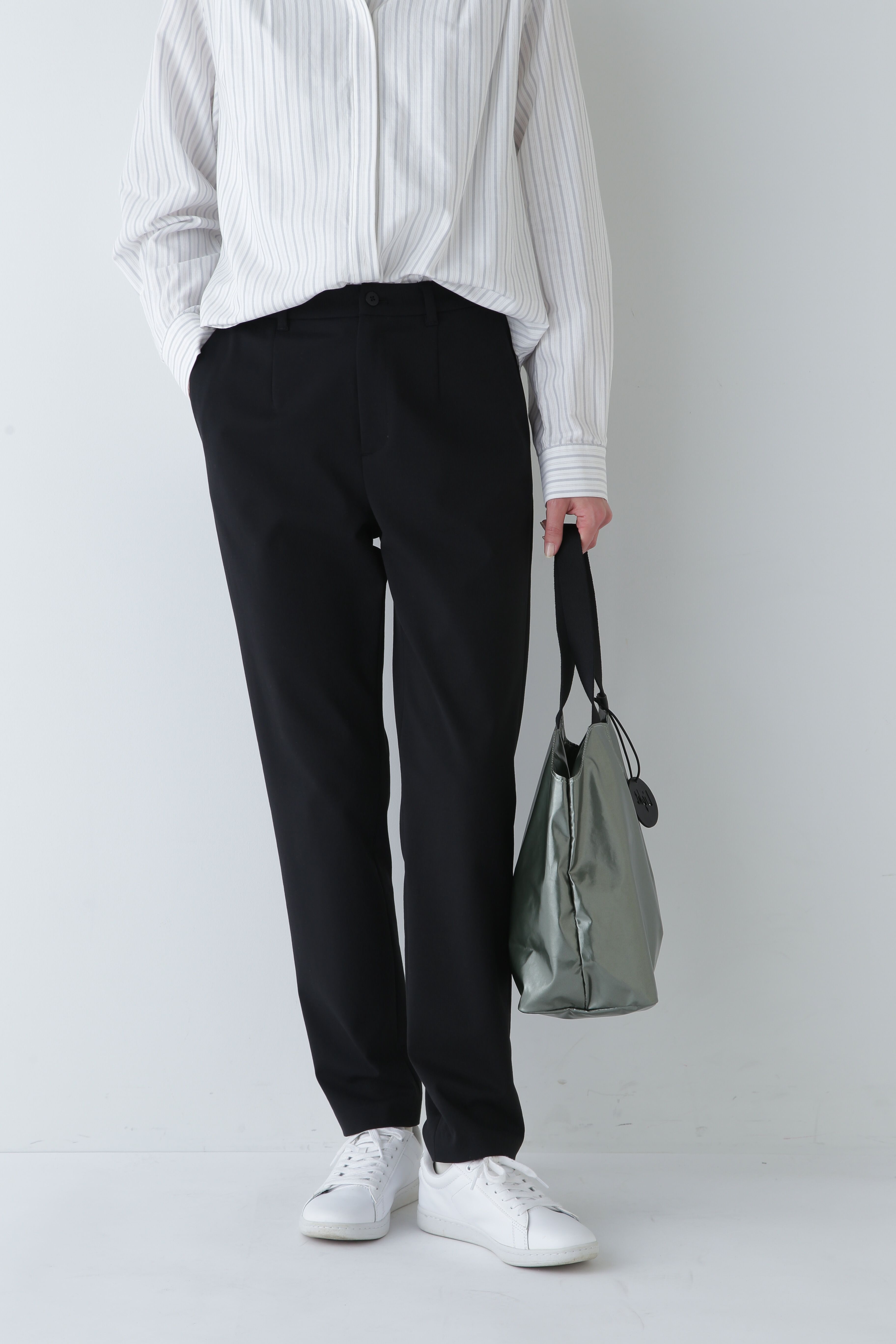  「ストレッチポンチテーパードパンツ」|その他|ブラック