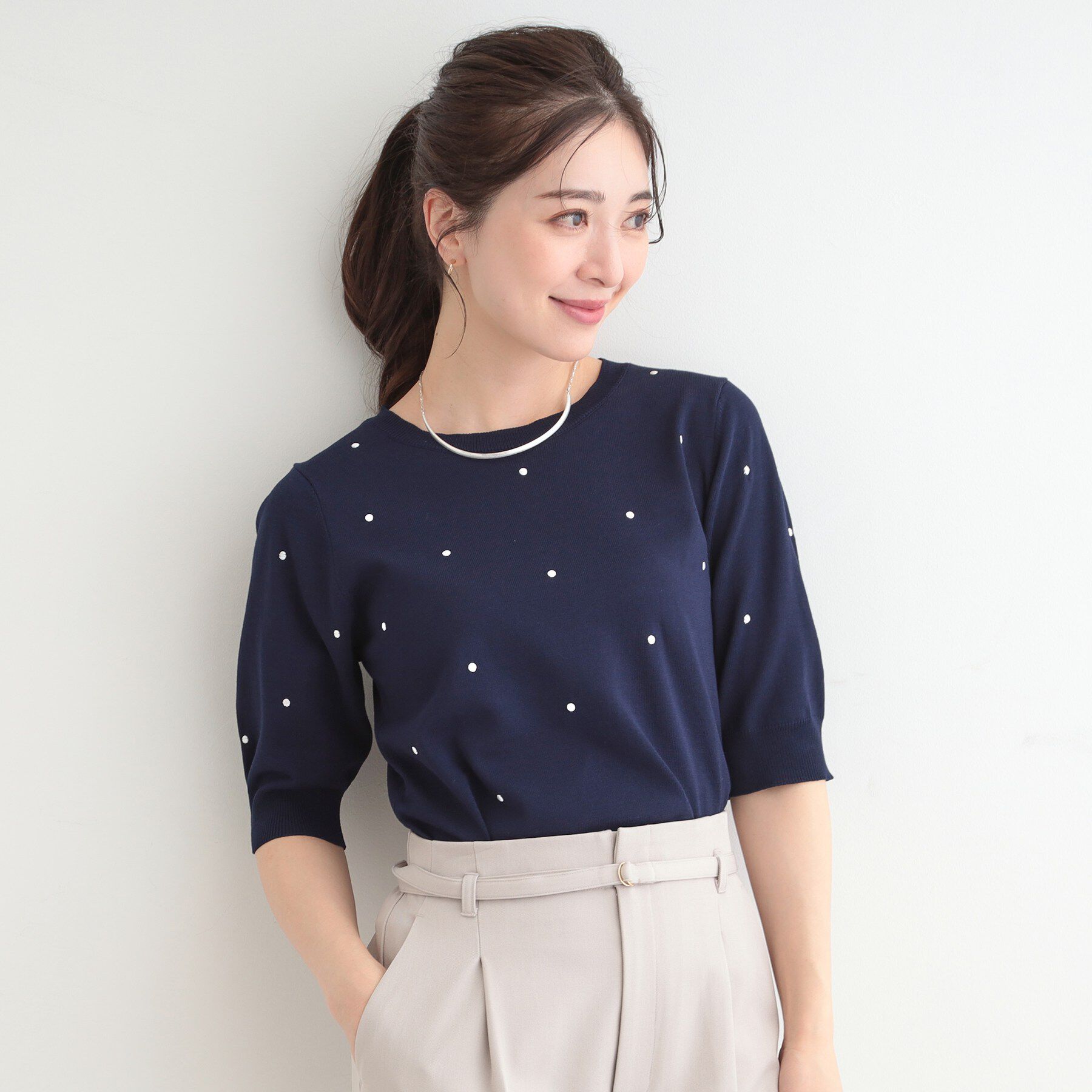 SHOO･LA･RUE「【S-LL/二の腕カバー】品よく隠せる　ドット刺繍5分袖ニット」|ニット・セーター|