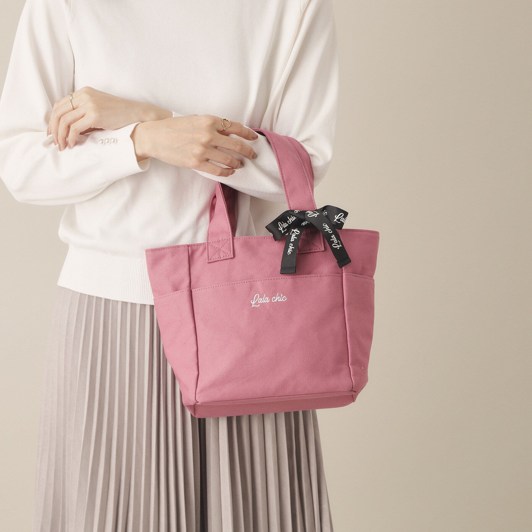 ITS&rsquo;DEMO「【7ポケット／推し活】クリアポケット付カラフルトート」|ハンドバッグ|ピンク(072)