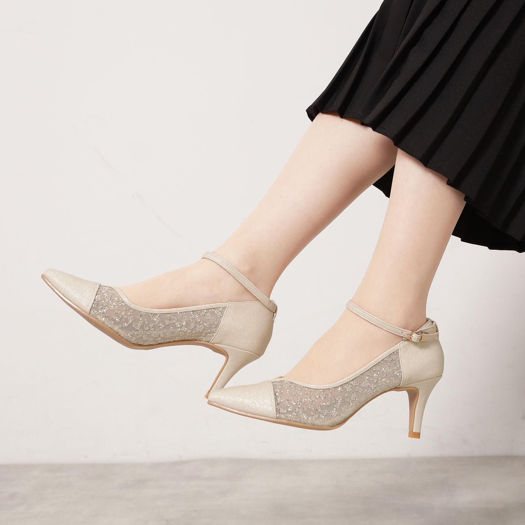 ESPERANZA「ハートカットストラップパンプス」|パンプス|アイボリー(904)