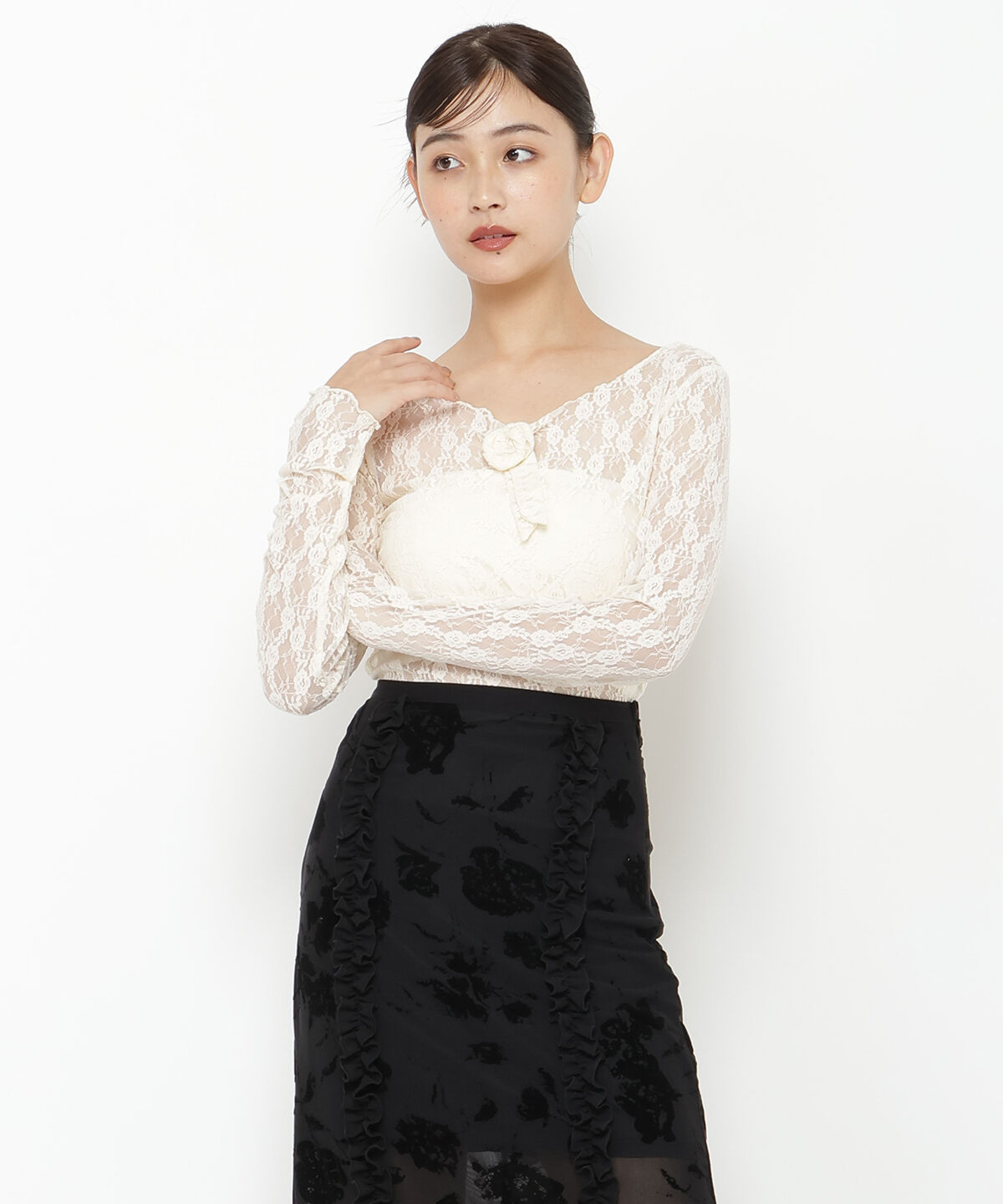 REDYAZEL「ローズブローチレーストップス」|Tシャツ・カットソー|