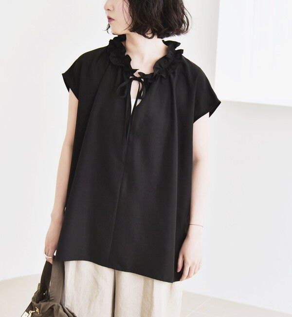 quaranciel「《追加予約》quaranciel:〈洗濯機可能〉フリルカラー リボン フレンチスリーブ ブラウス」|シャツ・ブラウス|