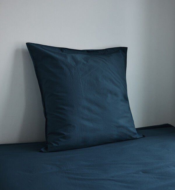 TOMORROWLAND HOME「プレーンコットン クッションカバー（65cm &times; 65cm）」|クッション・クッションカバー|