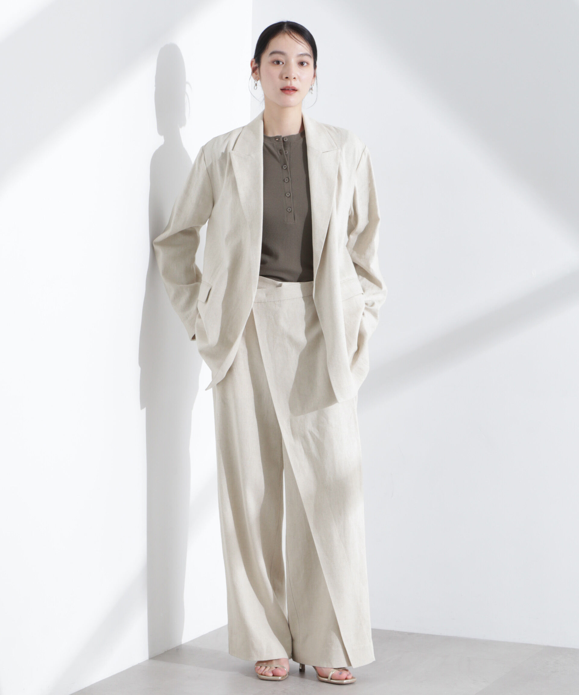 nano･universe「リネン混ボタンレスジャケット(セットアップ可)」|テーラードジャケット|