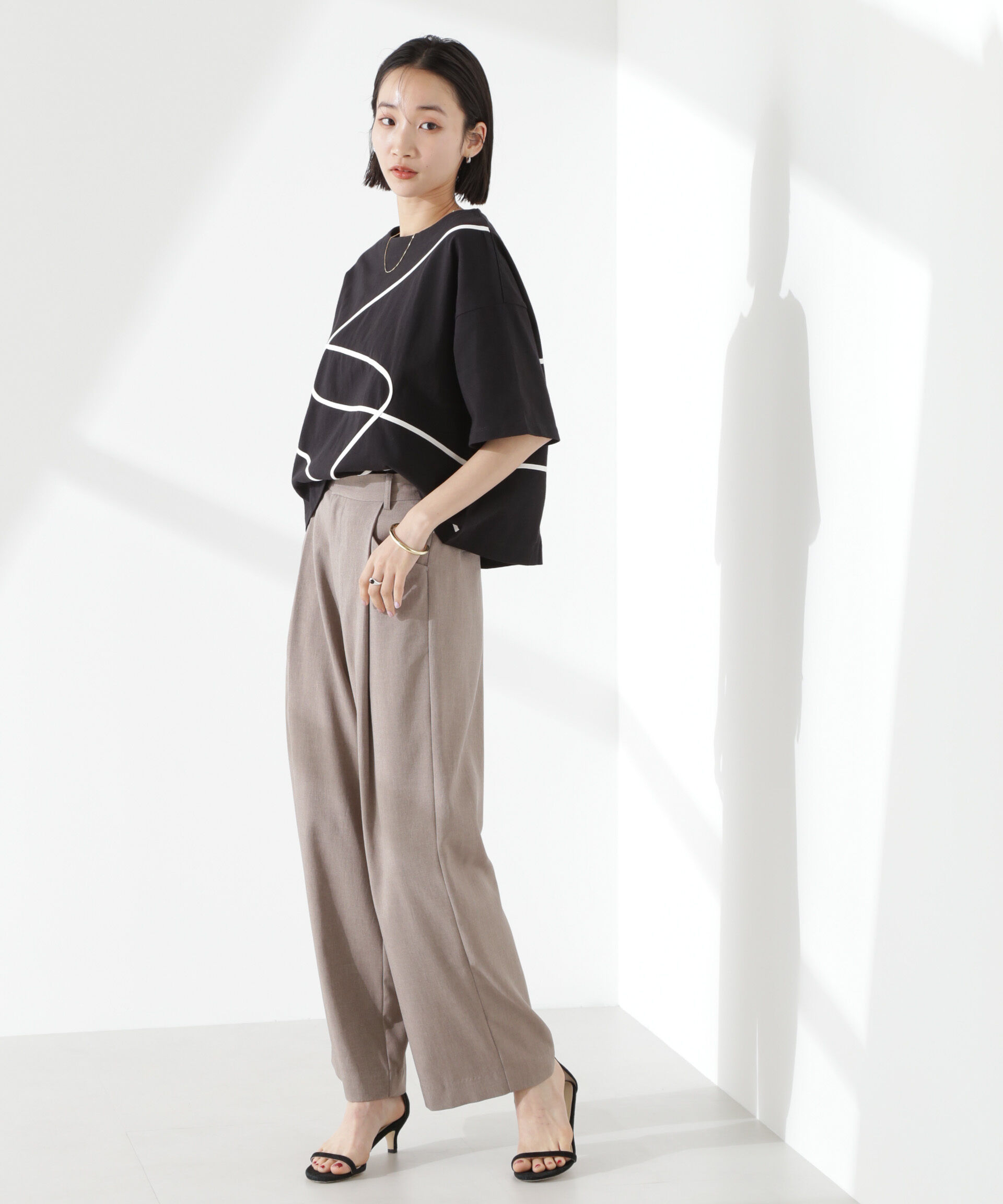 nano･universe「コード刺繍クルーネックカットトップス」|Tシャツ・カットソー|