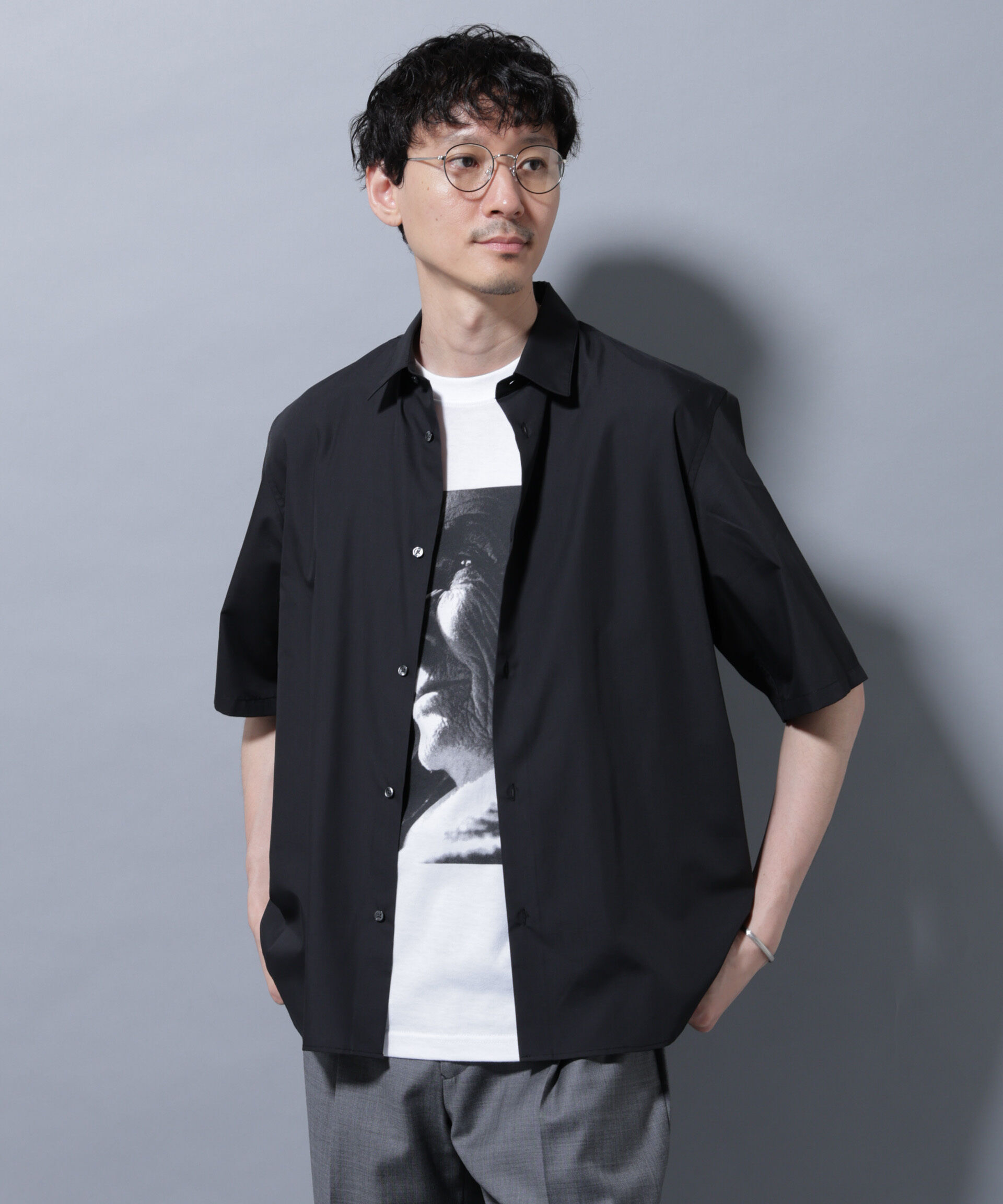 nano･universe「「着るアート」karl blossfeldt 半袖シャツ1」|シャツ・ブラウス|ブラック