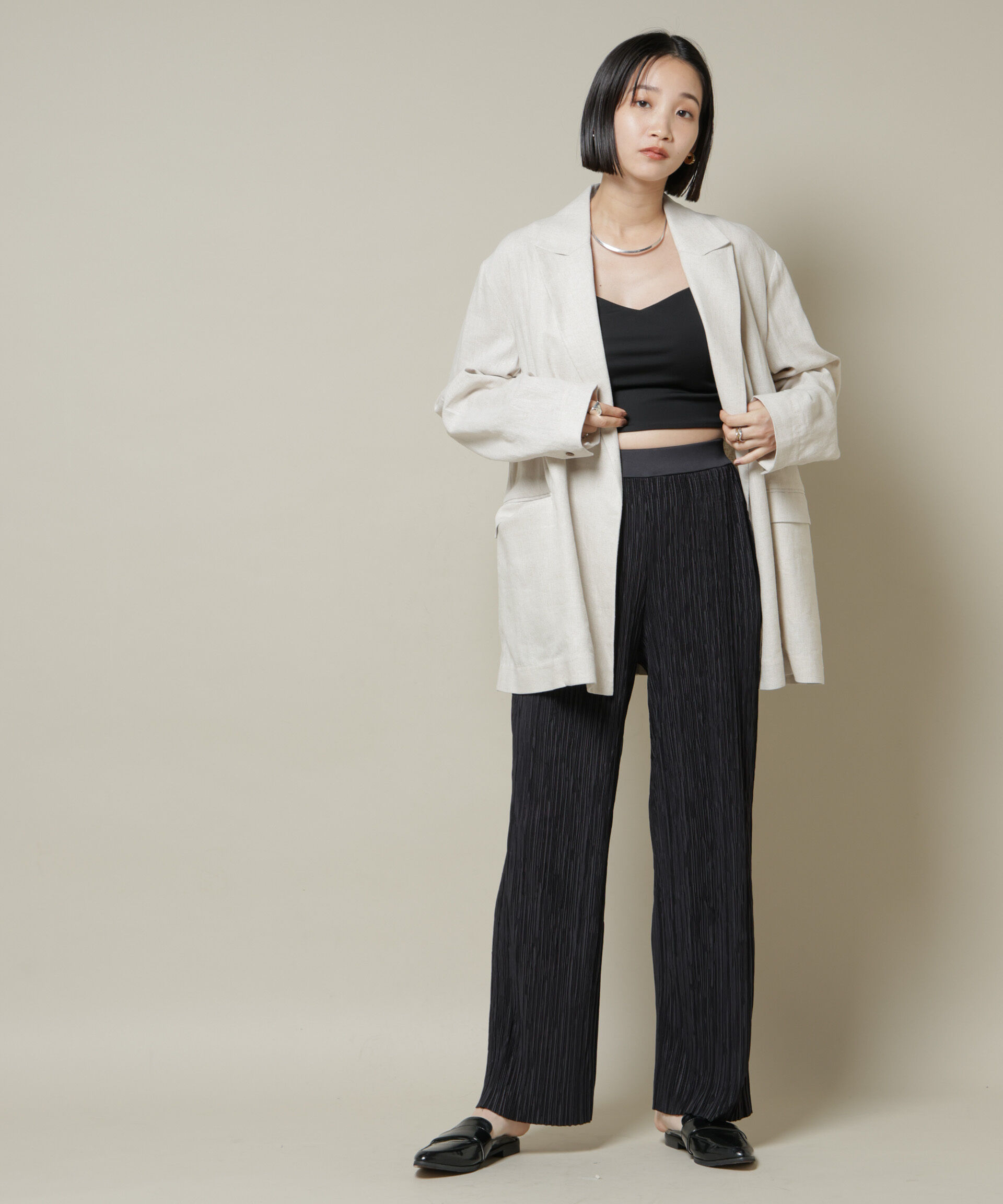 nano･universe「ランダムプリーツカットセミワイドパンツ(セットアップ可)」|チノ|