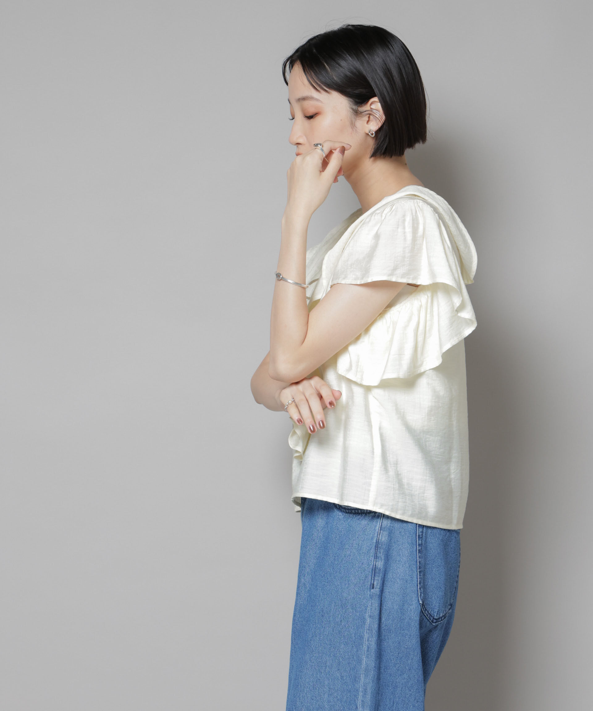 nano･universe「フリルディティールフロントレースアップブラウス」|シャツ・ブラウス|