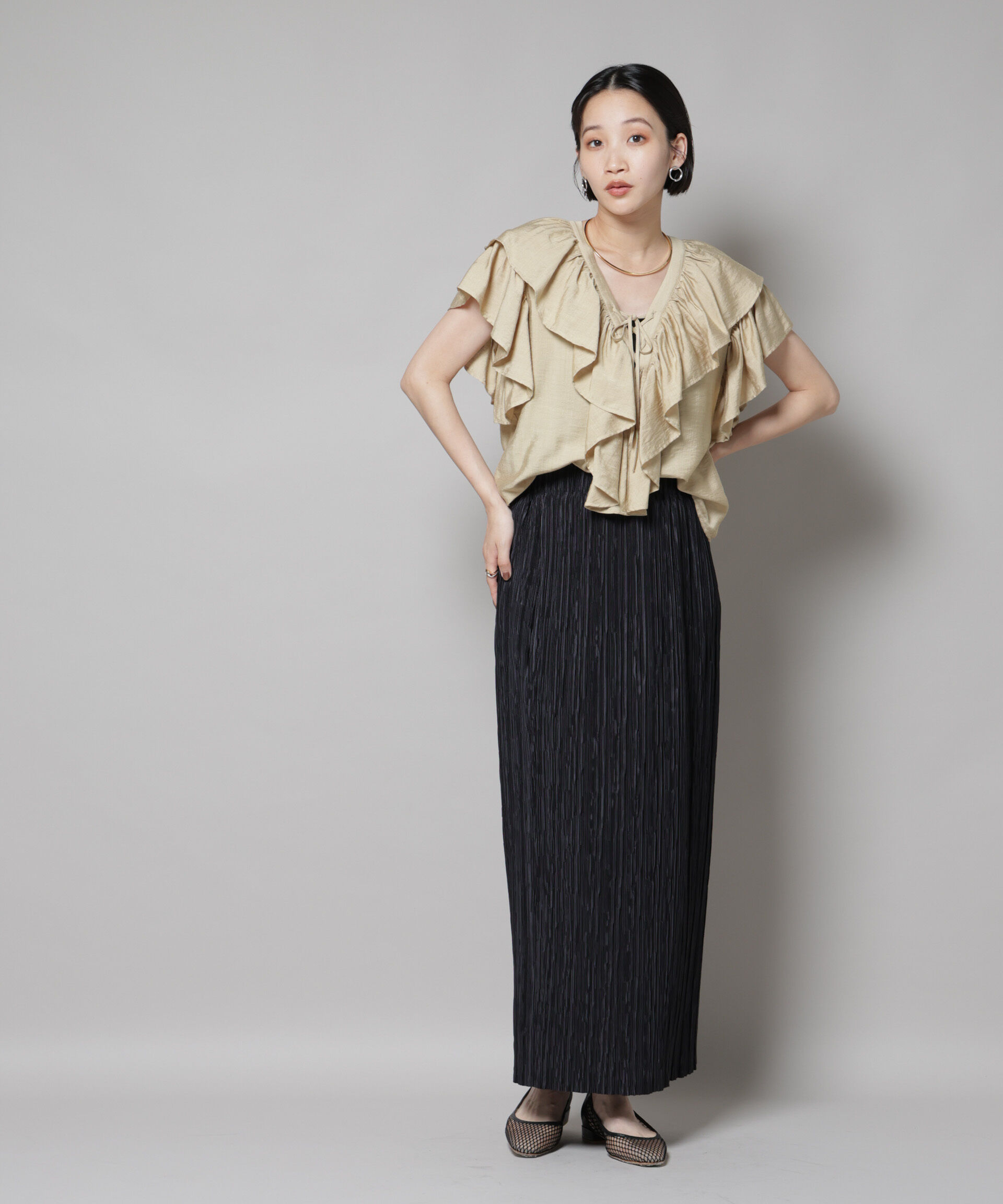 nano･universe「フリルディティールフロントレースアップブラウス」|シャツ・ブラウス|