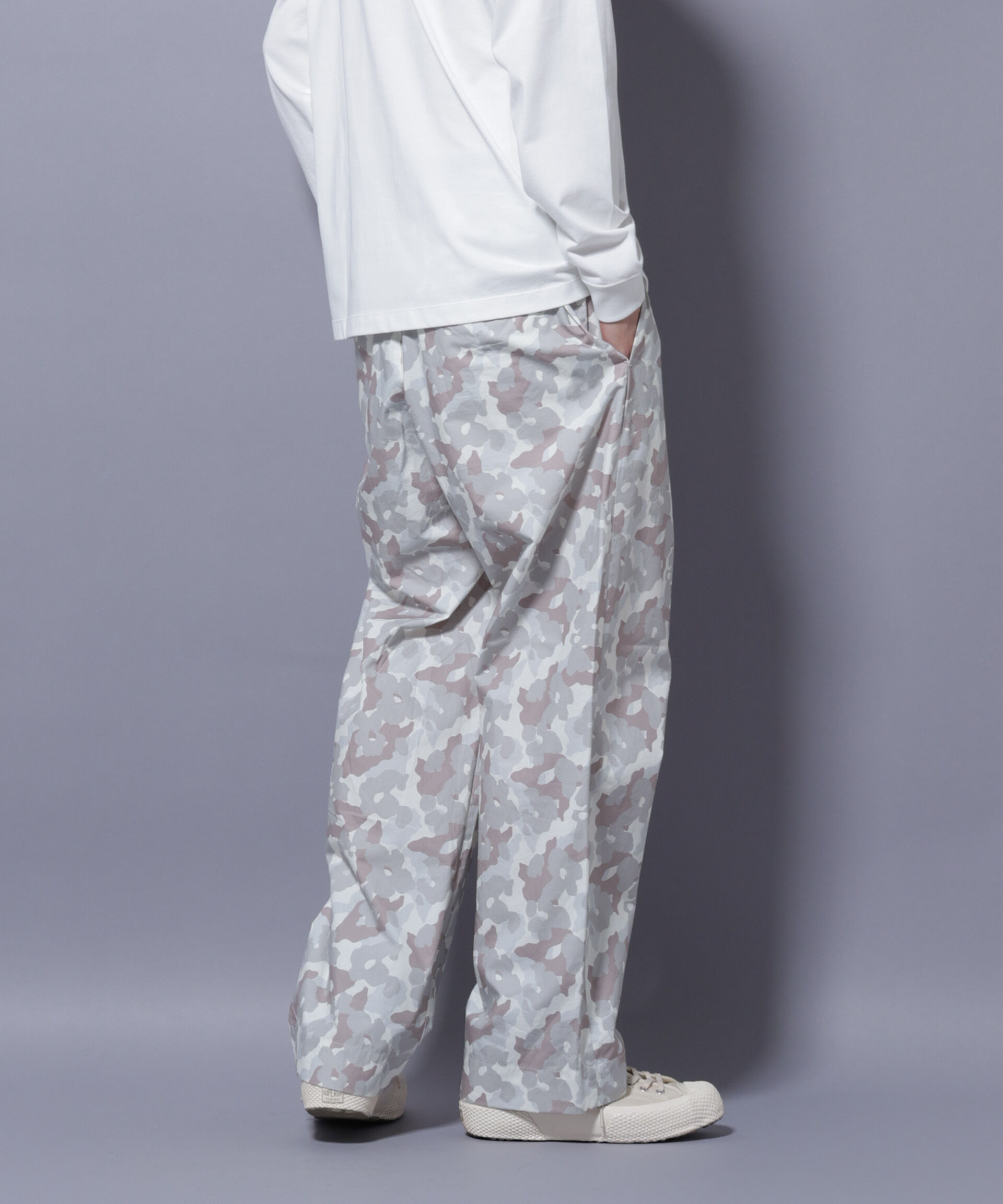 nano･universe「オリジナルパターンイージーパンツ」|チノ|