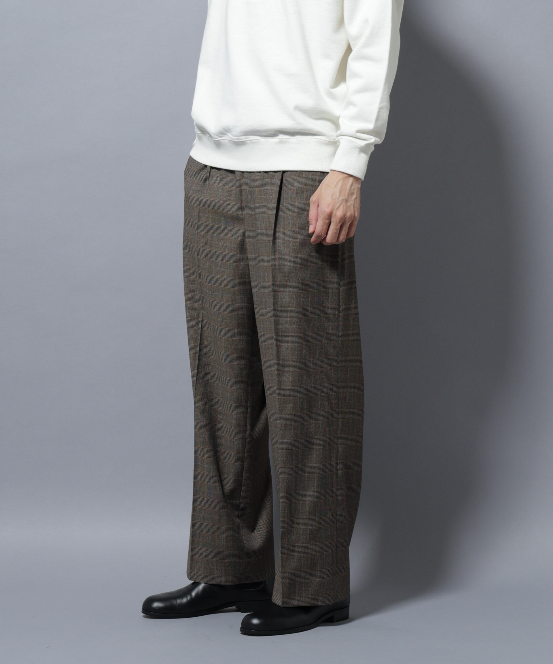 nano･universe「DELEGANTEエアリーサキソニー/CHK/ST ストレートFITパンツ(セットアップ可)」|チノ|
